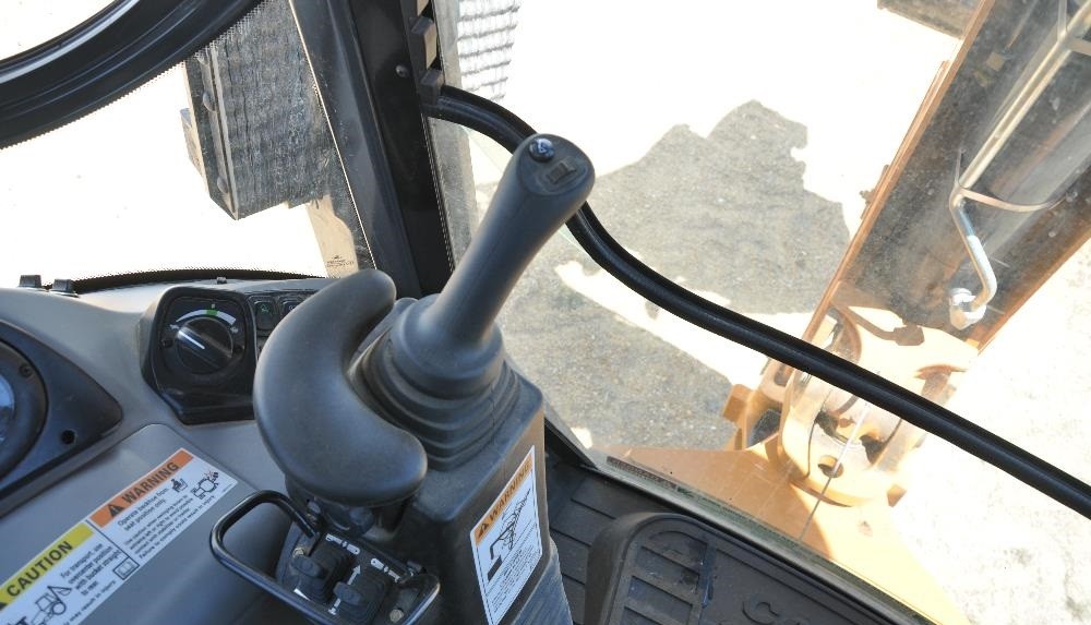 gallery 2019 Case 580 Super N 4x4 Loader Backhoe