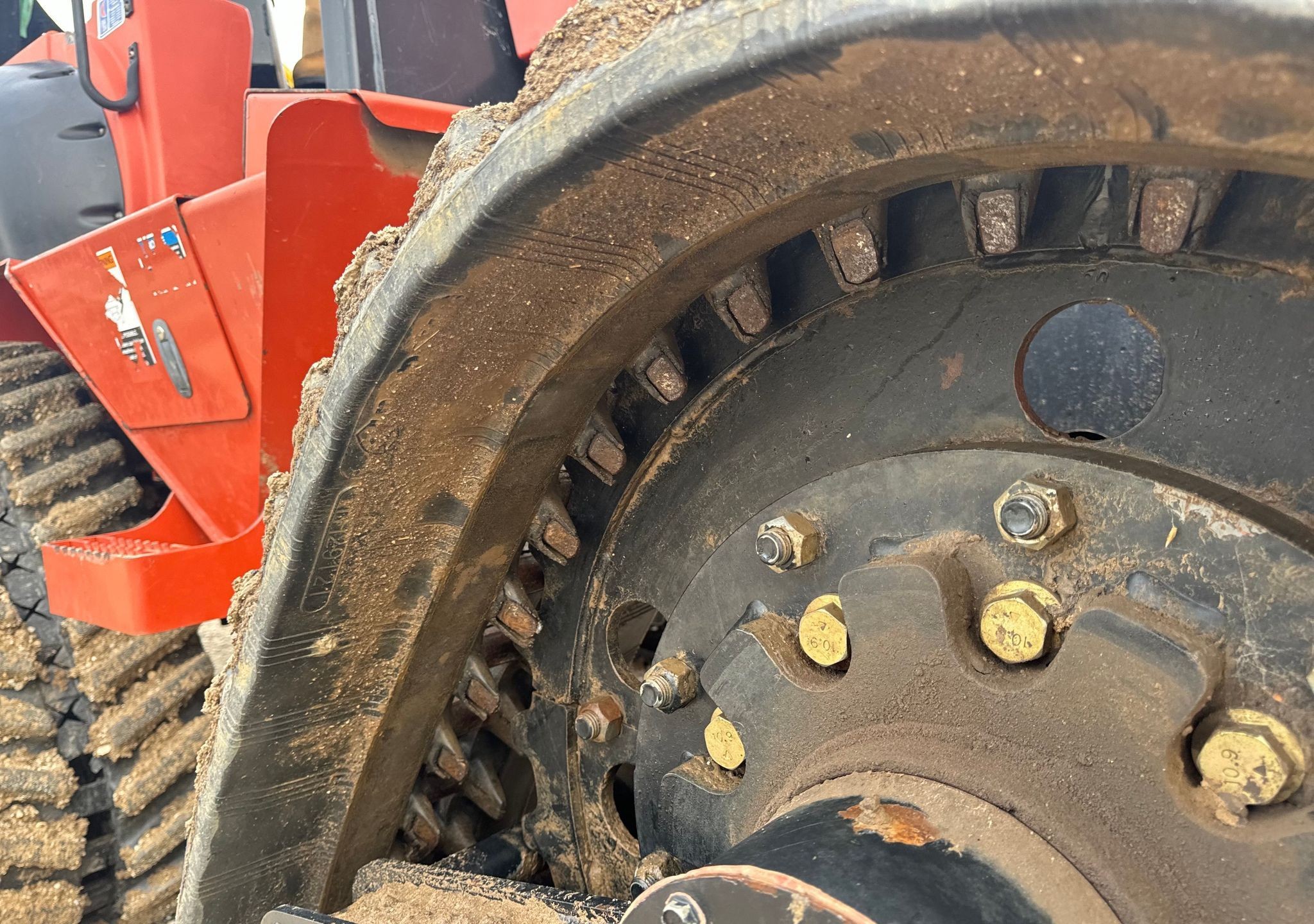 gallery 2013 Ditch Witch RT120 Quad trencher