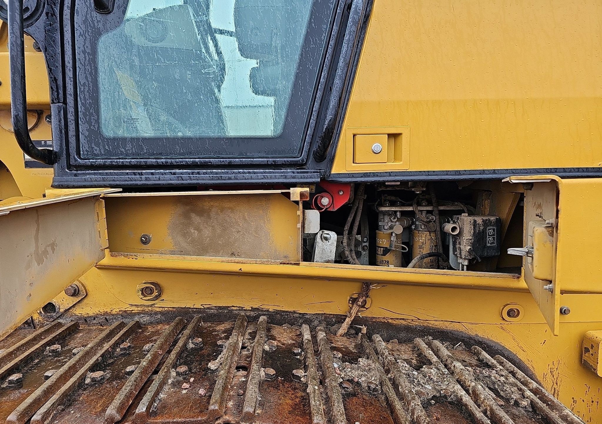 gallery 2015 Caterpillar 963D track loader