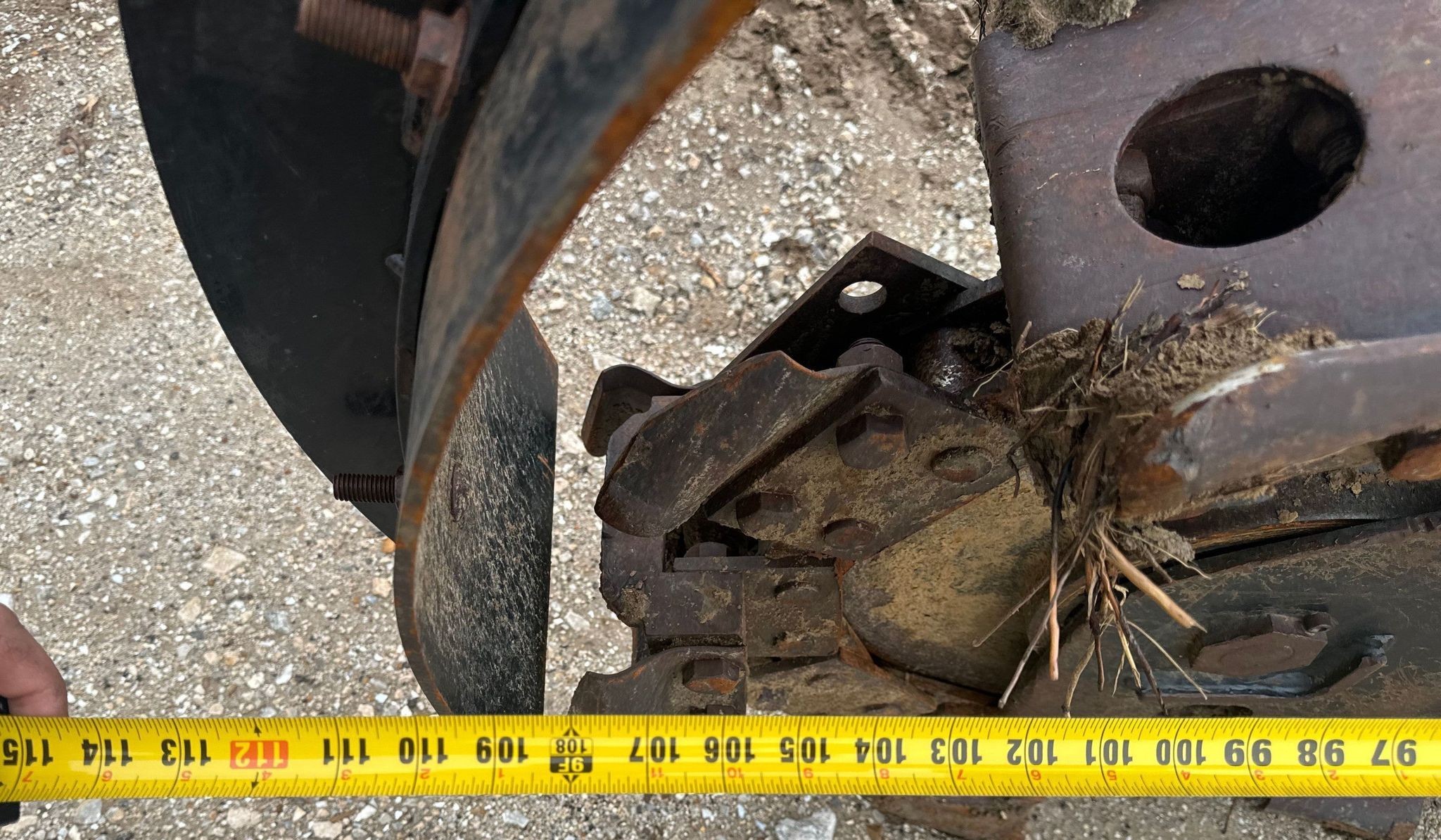 gallery 2013 Ditch Witch RT120 Quad trencher