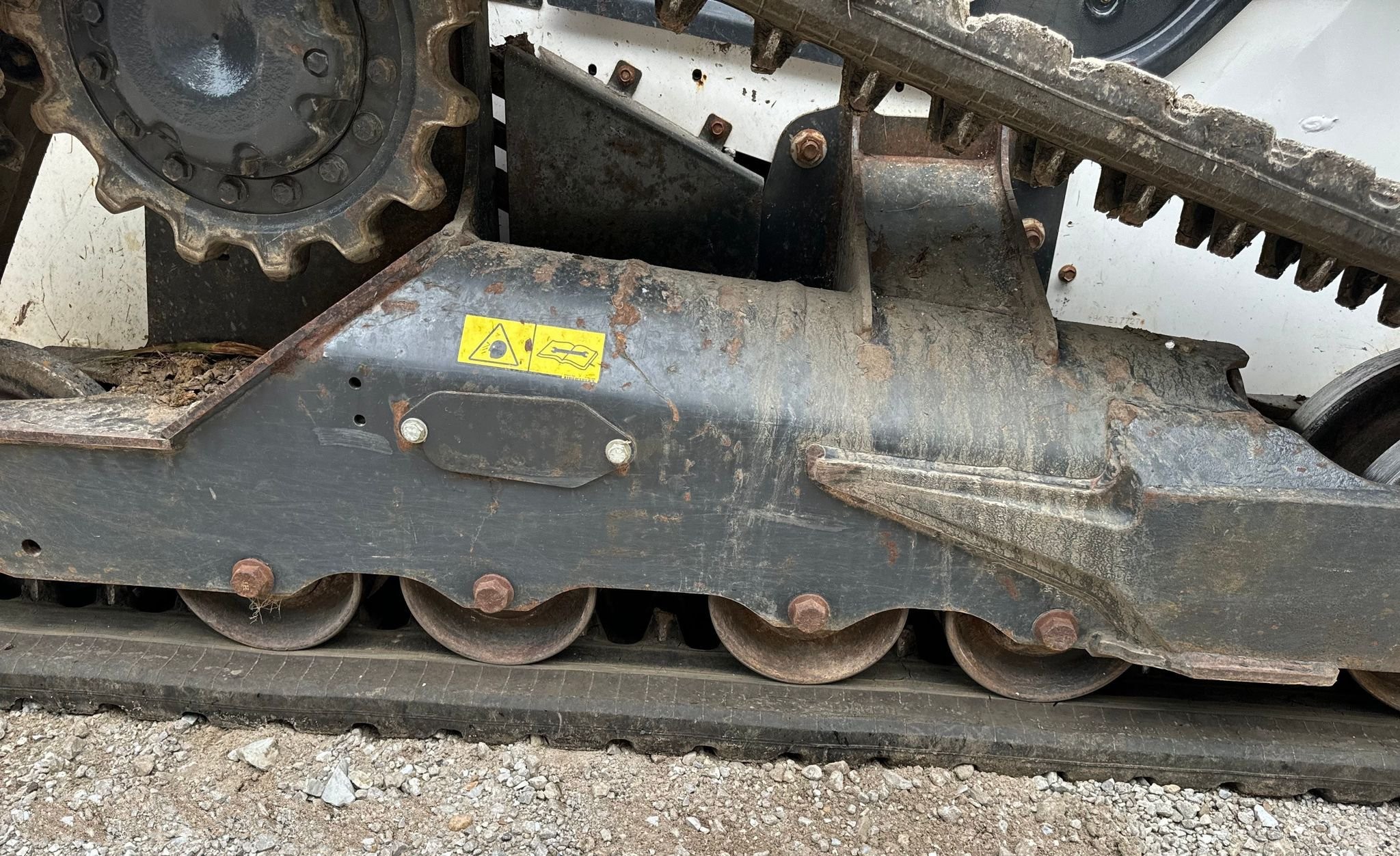 gallery 2022 Bobcat T76 R-Series tracked skid steer loader