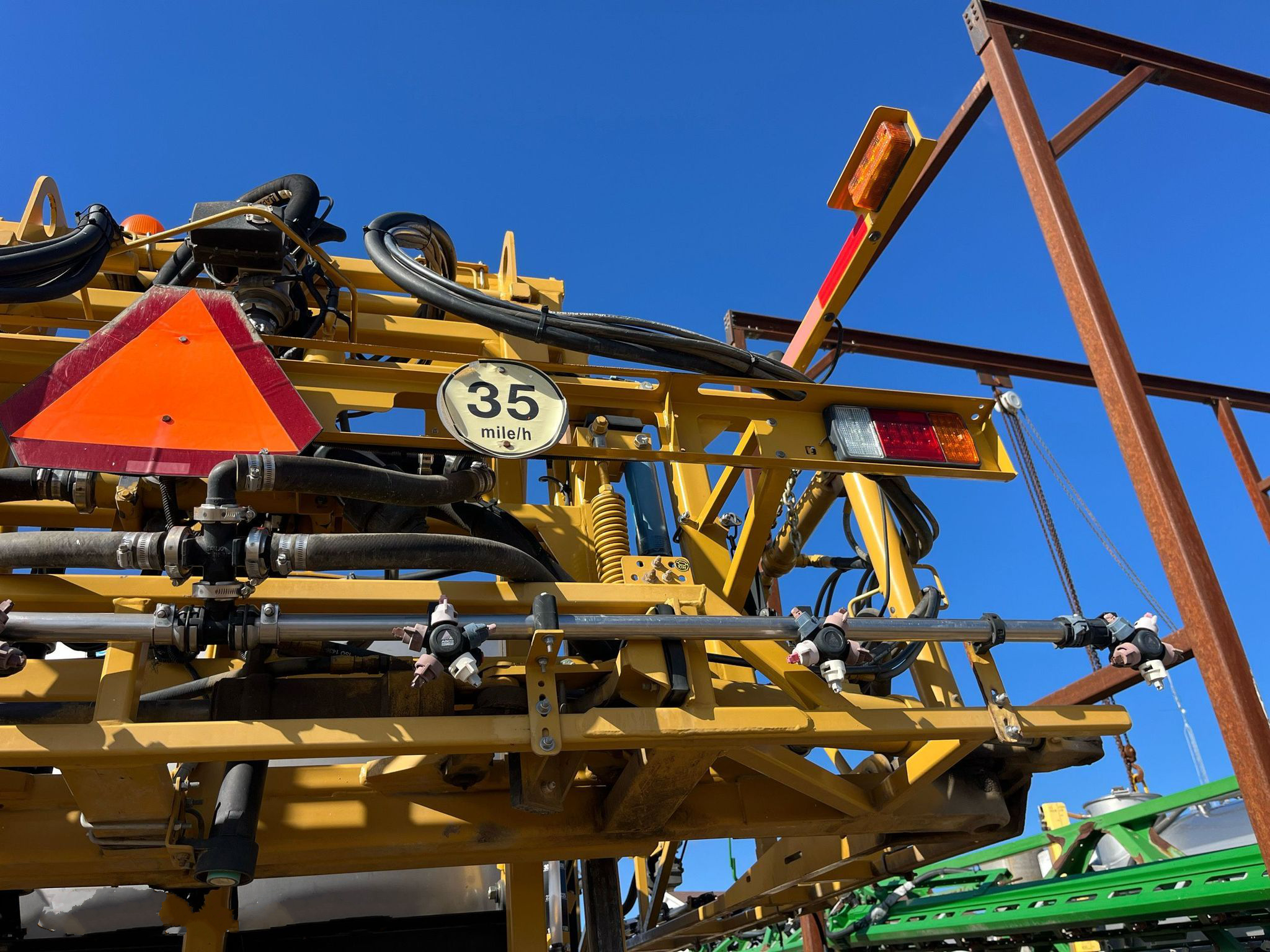 gallery 2013 Rogator RG1100 applicator