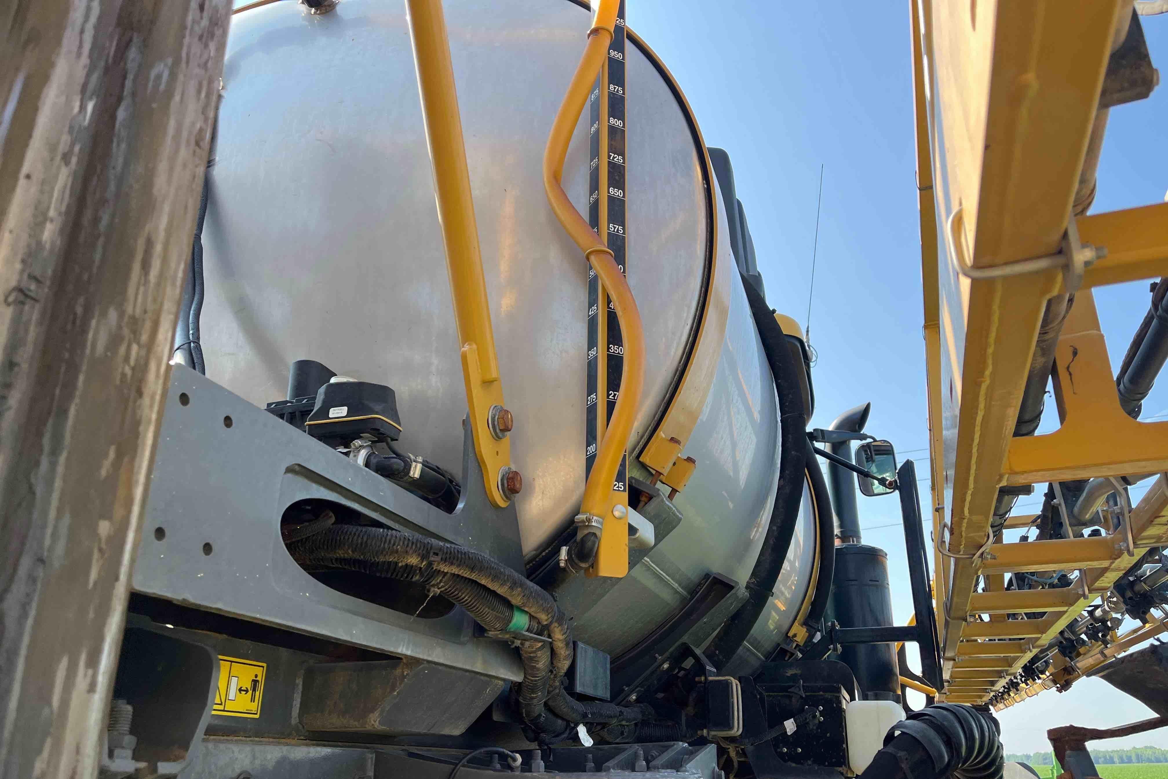gallery 2019 RoGator RG1300C Self-Propelled Sprayer