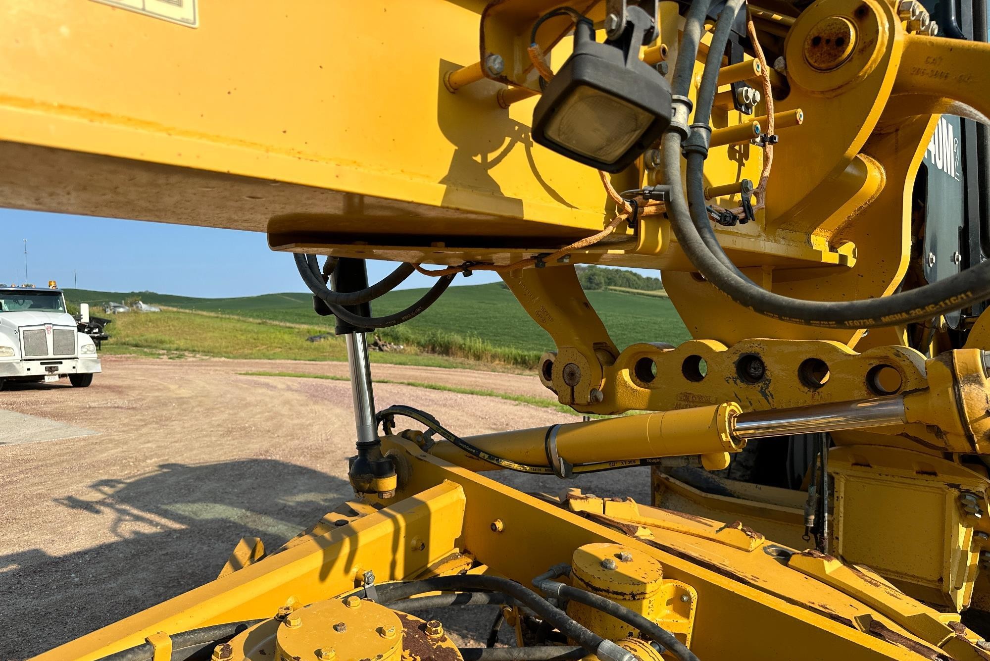 gallery 2014 Caterpillar 140M2 VHP Plus Motor Grader