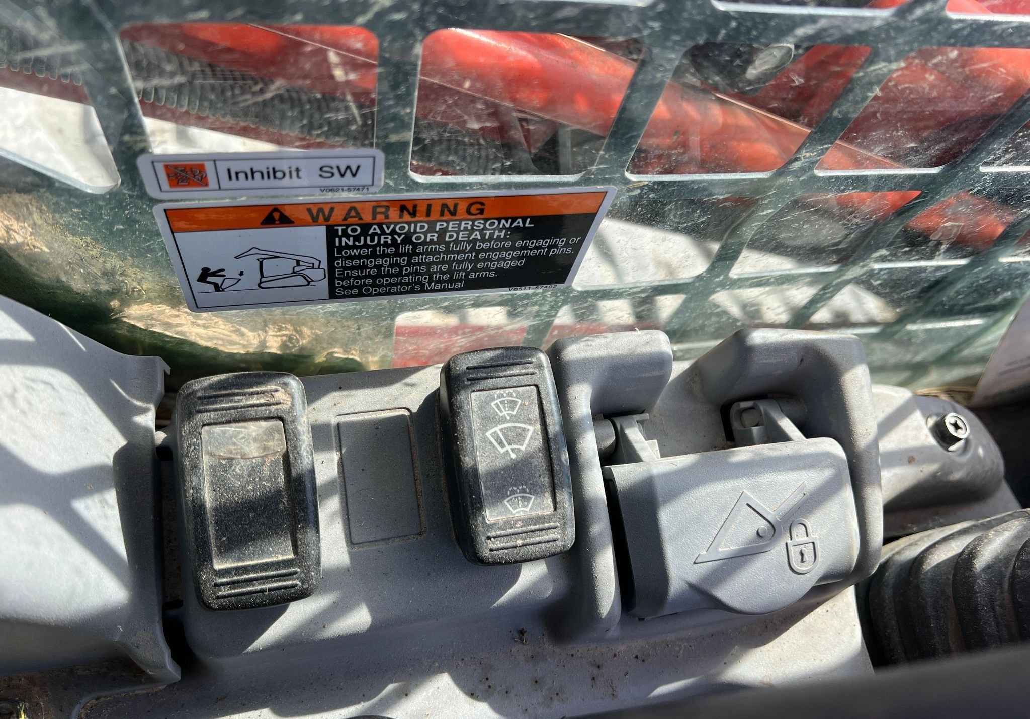 gallery 2021 Kubota SVL95-2s tracked skid steer loader