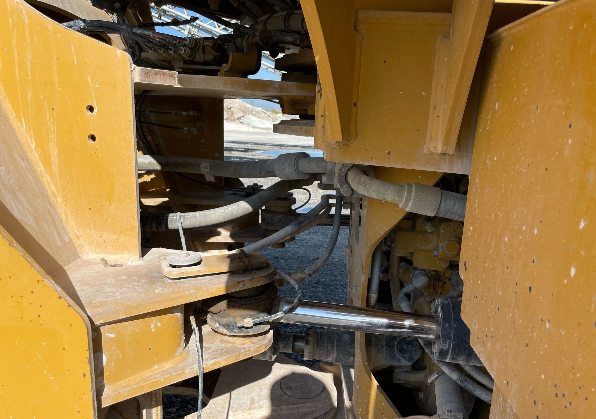 gallery 2012 Caterpillar 962K wheel loader