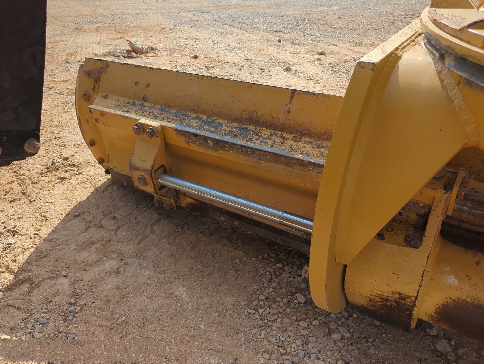 gallery 2013 Caterpillar 12M2 VHP Plus motor grader
