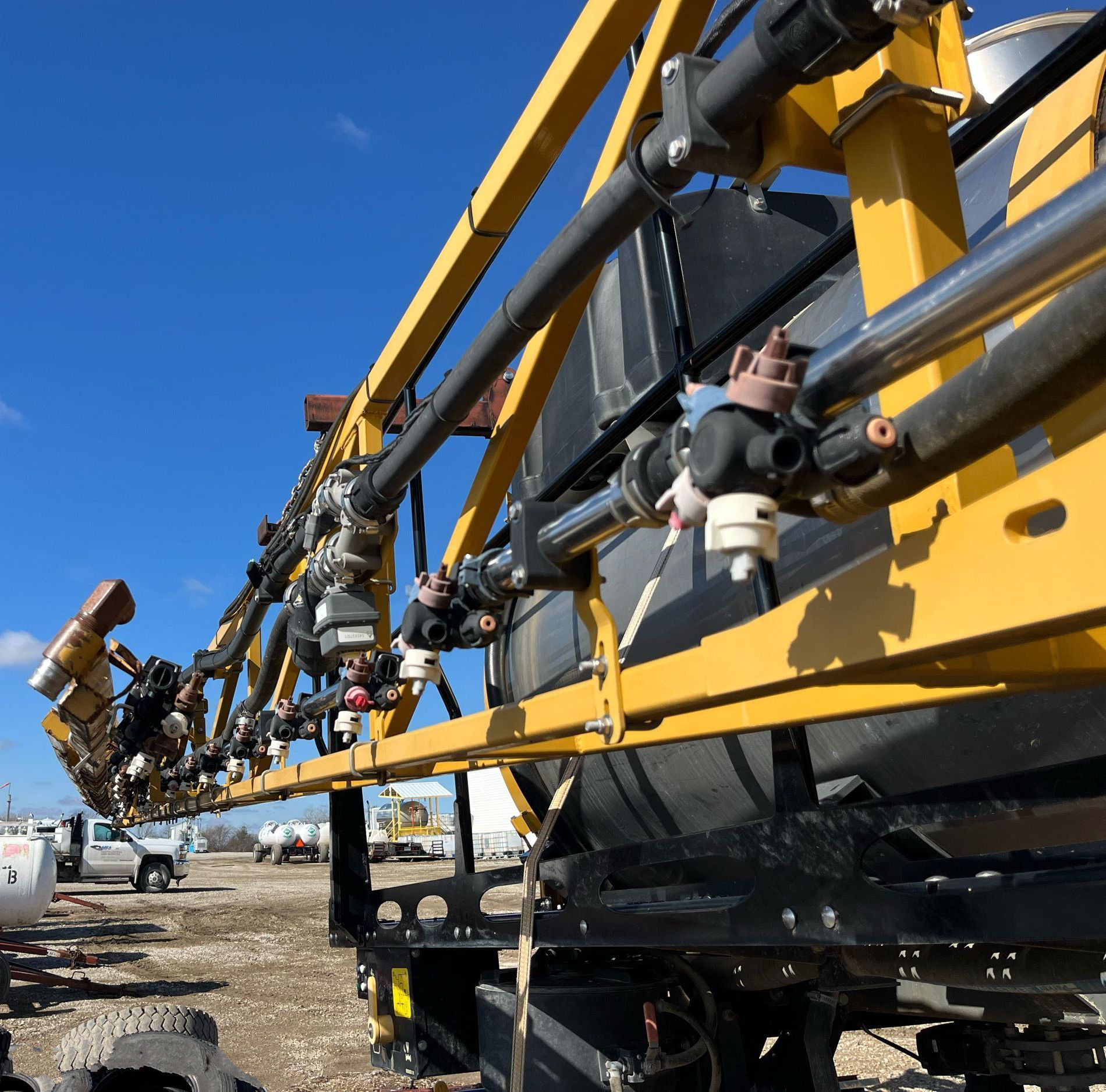 gallery 2013 Rogator RG1100 applicator