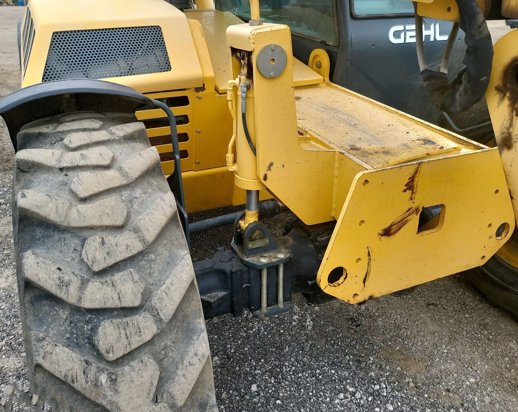 gallery 2017 Gehl DL1240 telehandler