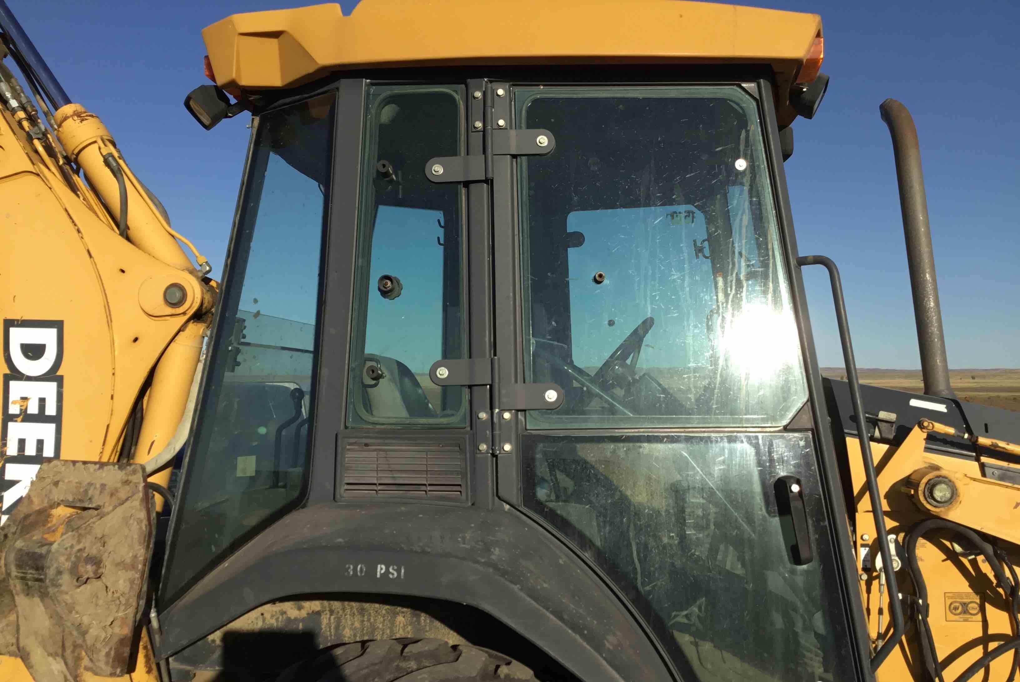 gallery 2001 John Deere 310G 4x4 Loader Backhoe WExtendahoe
