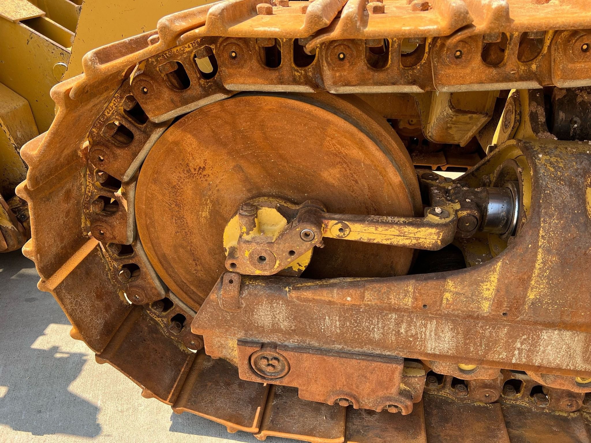 gallery 2016 Caterpillar 963K track loader
