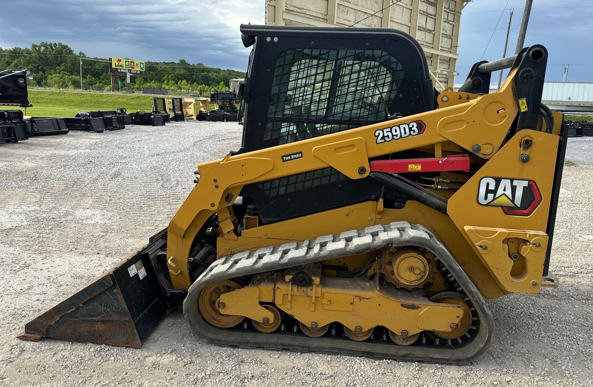 gallery 2019 Caterpillar 259D3 tracked skid steer loader