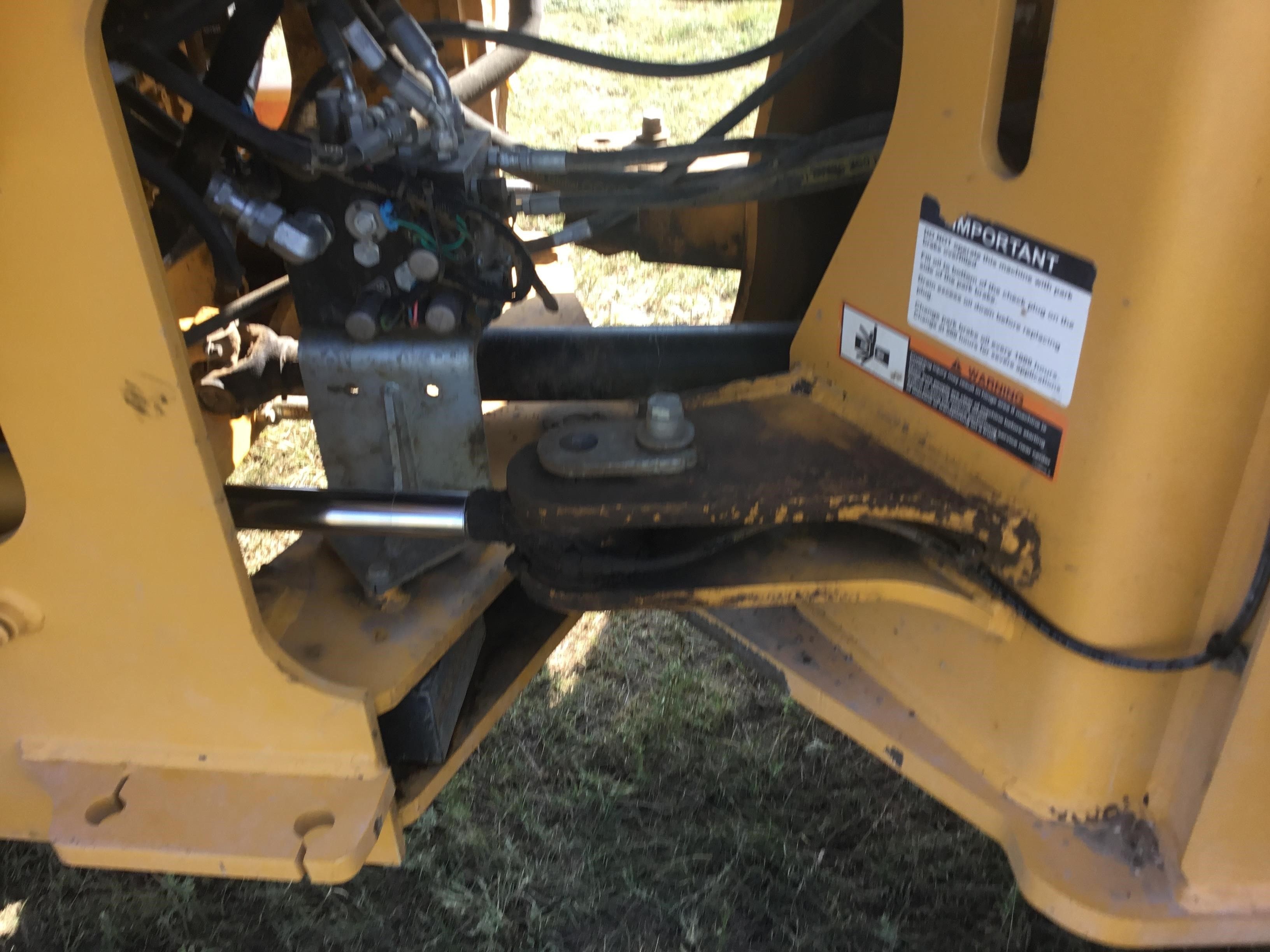 gallery 2015 John Deere 544K High Lift Wheel Loader