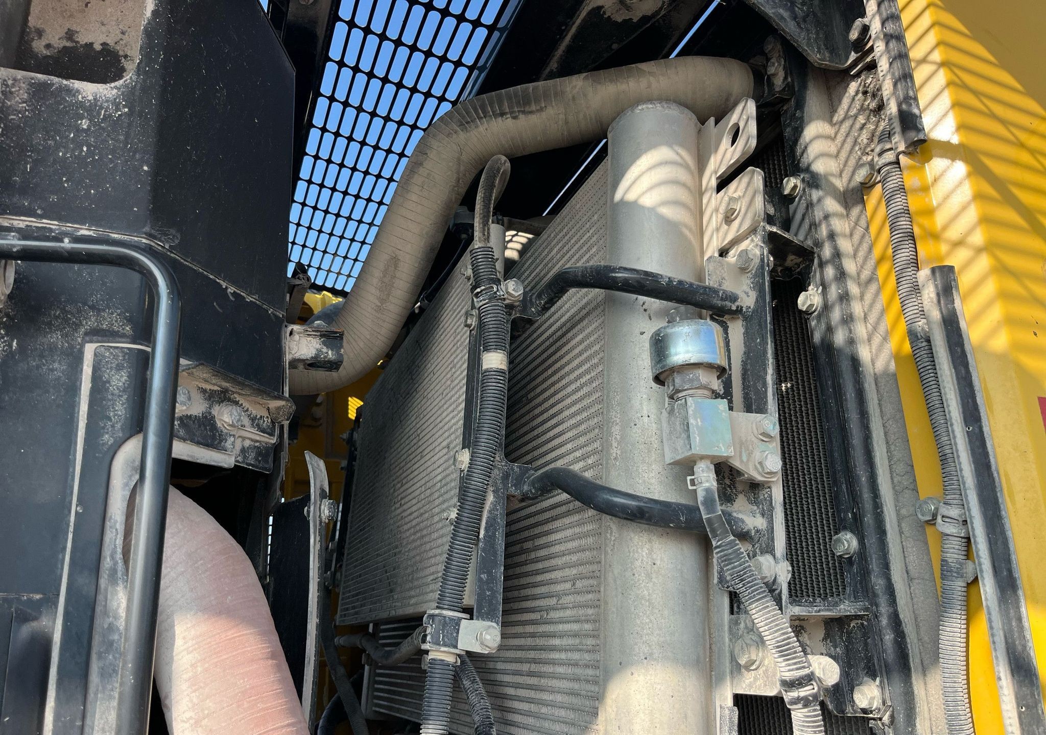 gallery 2015 Komatsu WA470-7 wheel loader