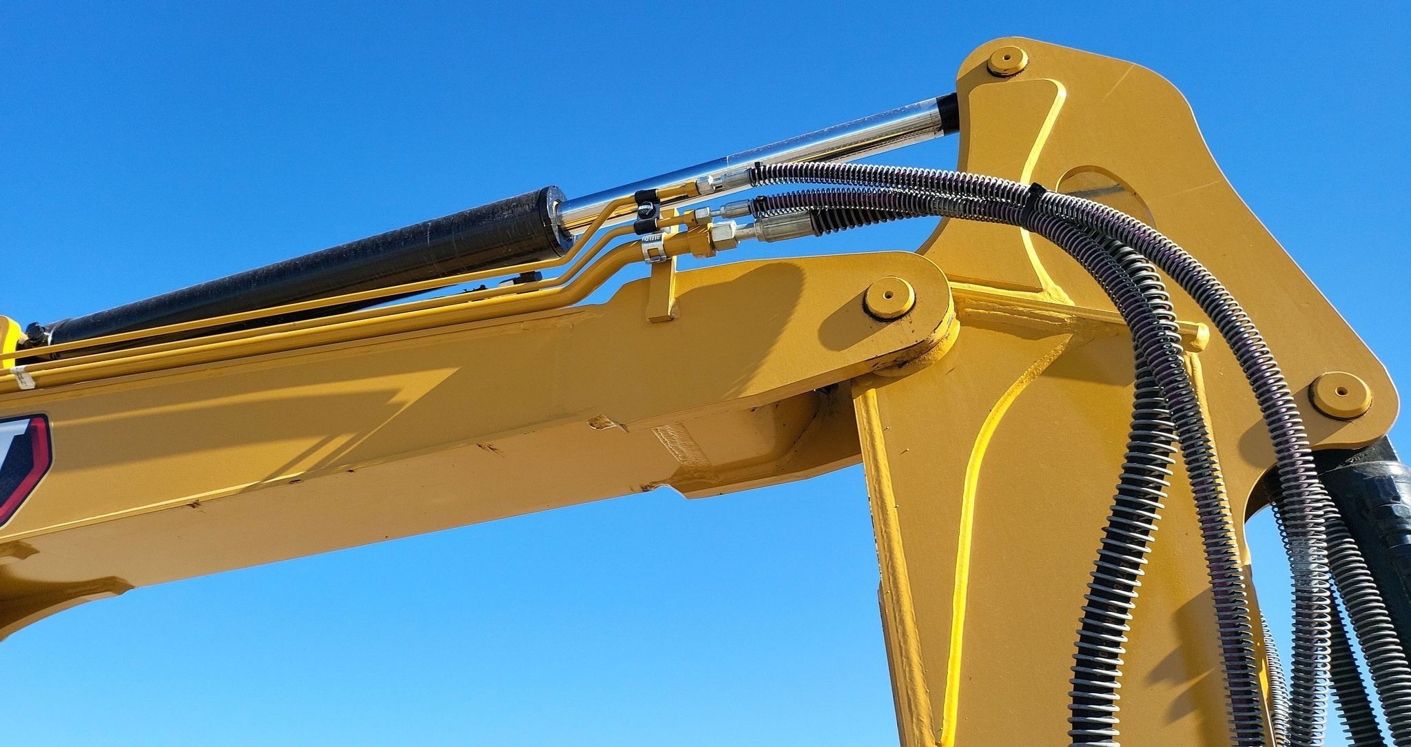 gallery 2023 Caterpillar 305CR mini excavator