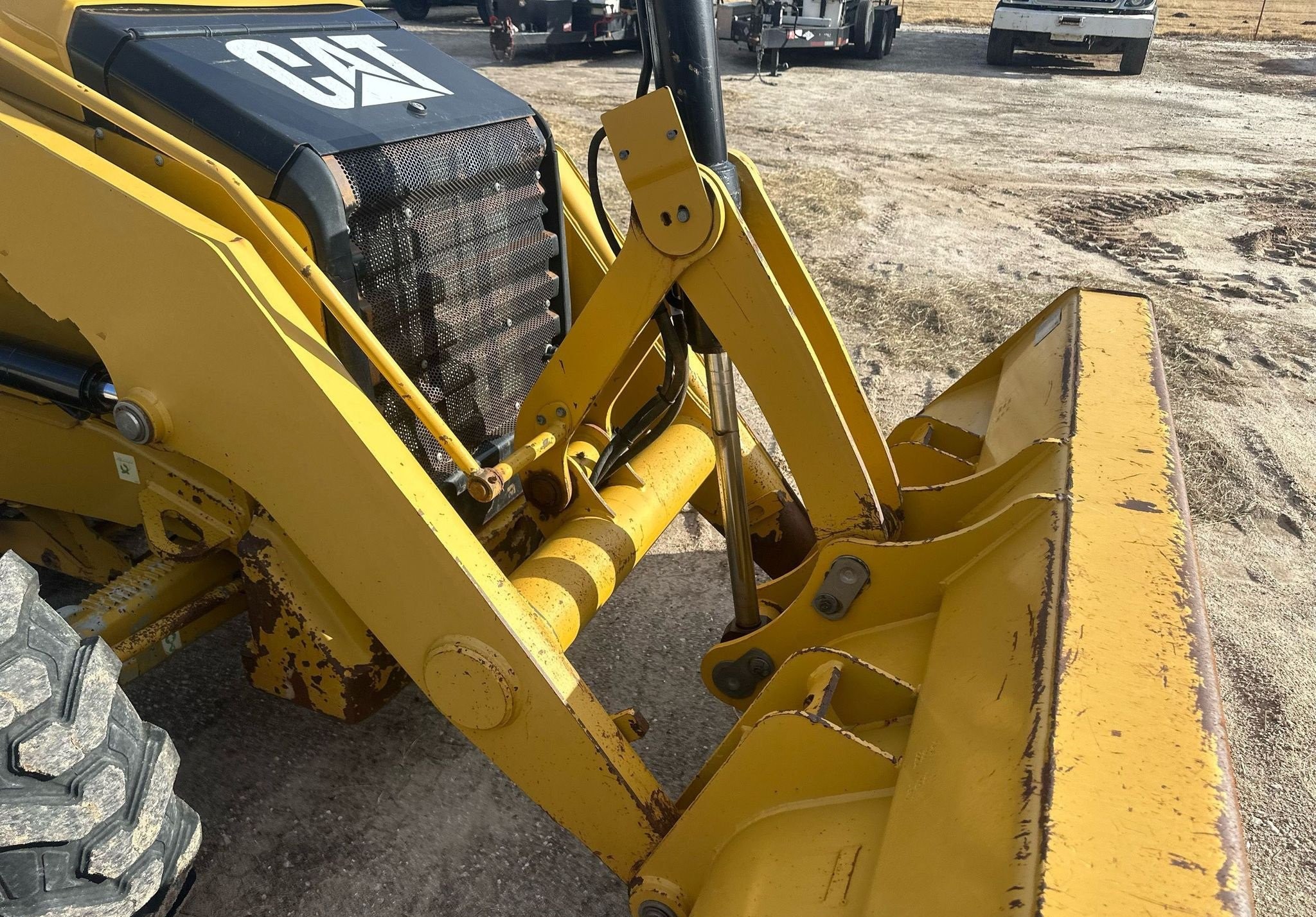 gallery 2015 Caterpillar 420F backhoe