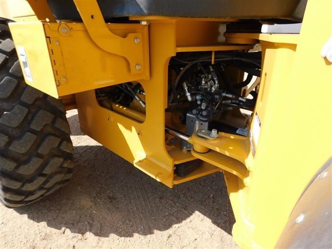 gallery 2014 John Deere 524K High Lift Wheel Loader
