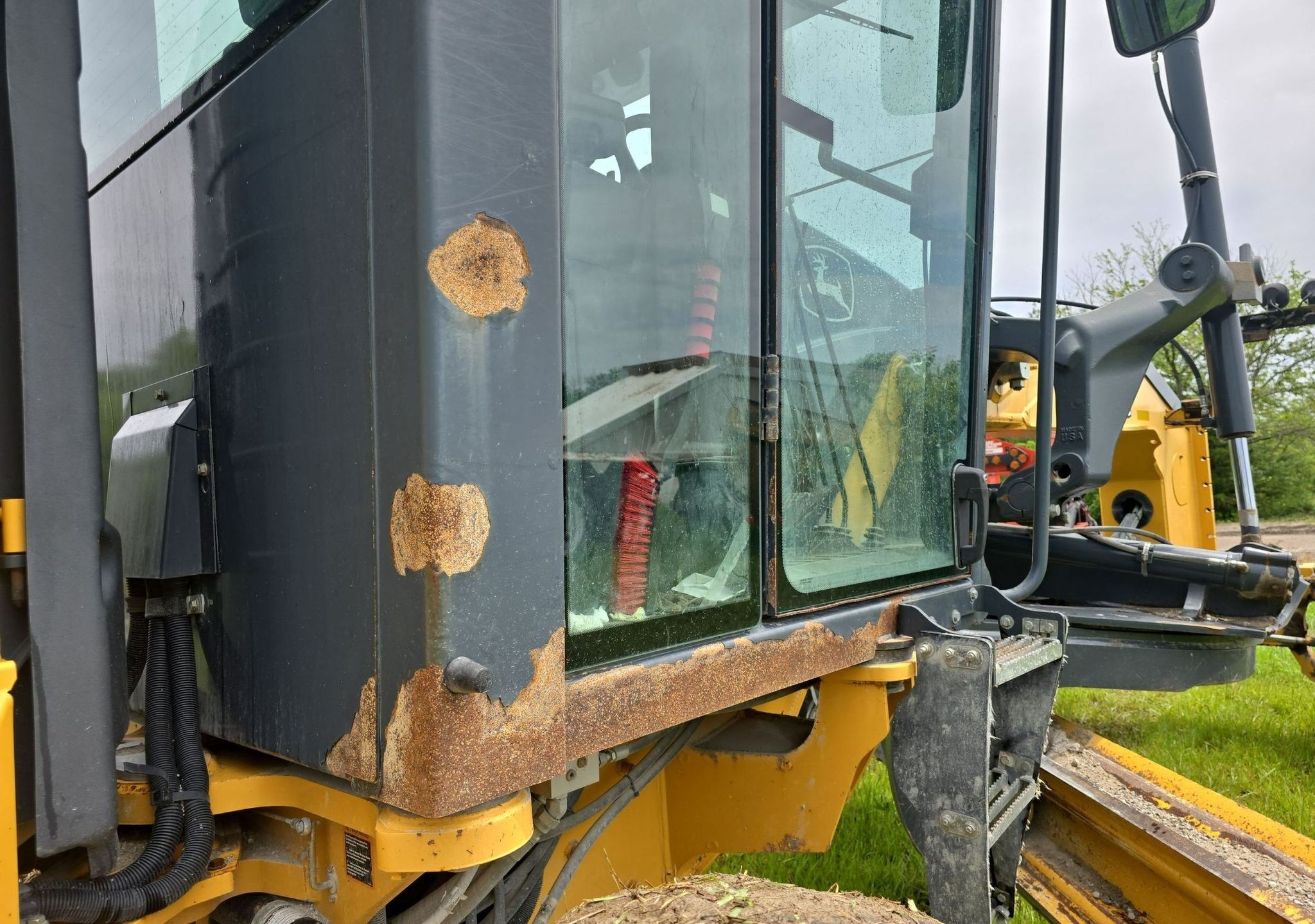 gallery 2013 John Deere 770G motor grader