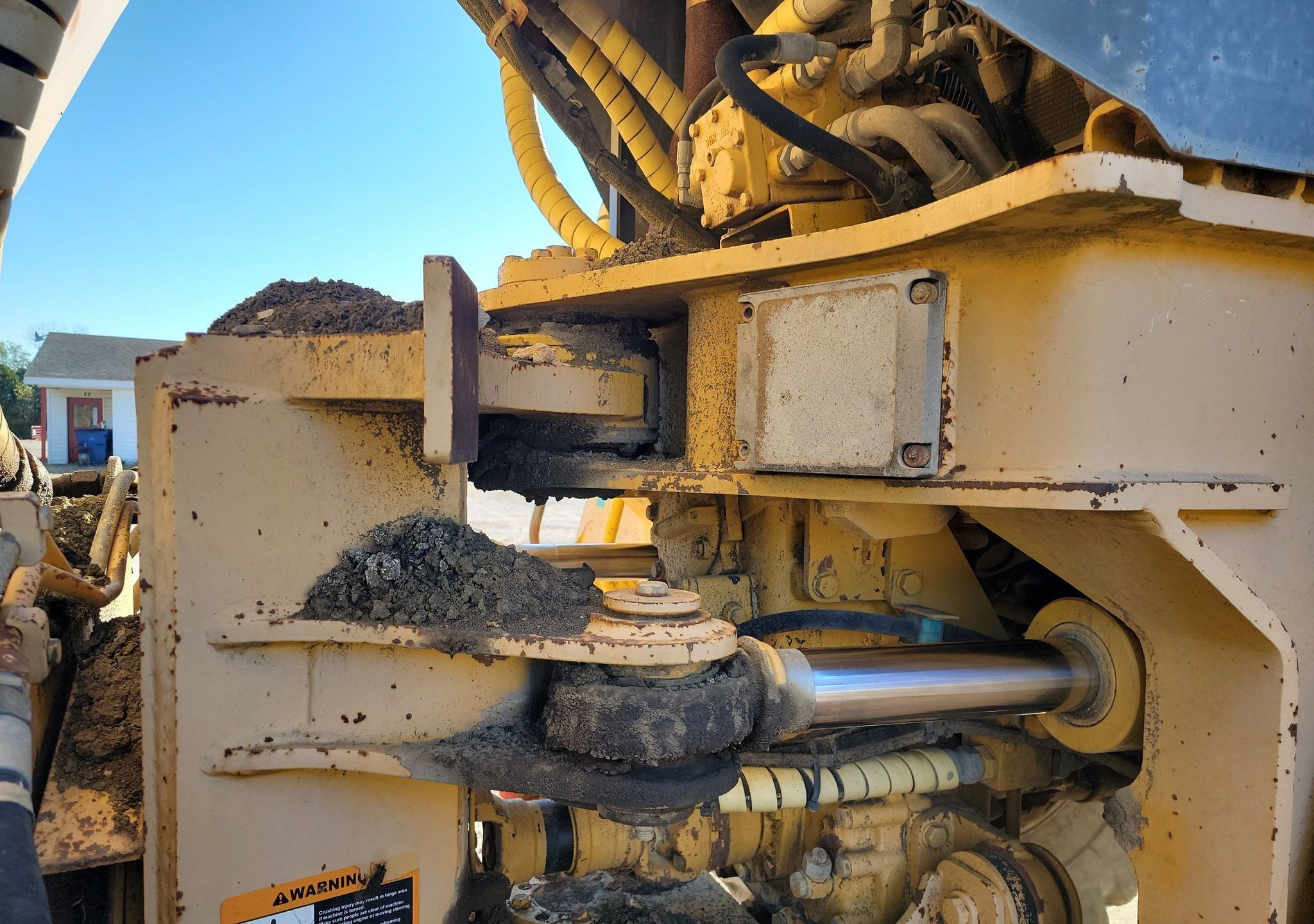 gallery 2001 John Deere 400C haul truck
