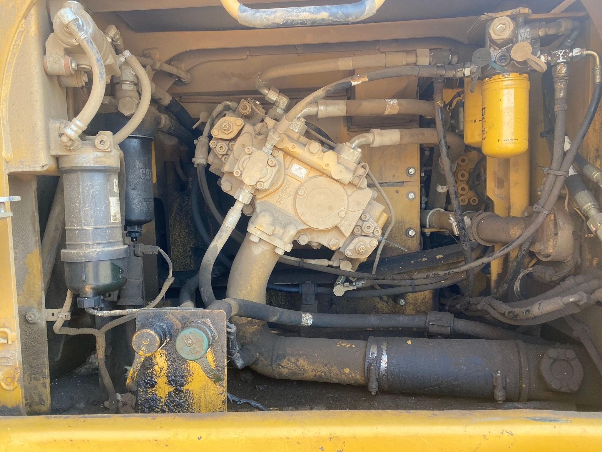 gallery 2012 Caterpillar 329E L excavator