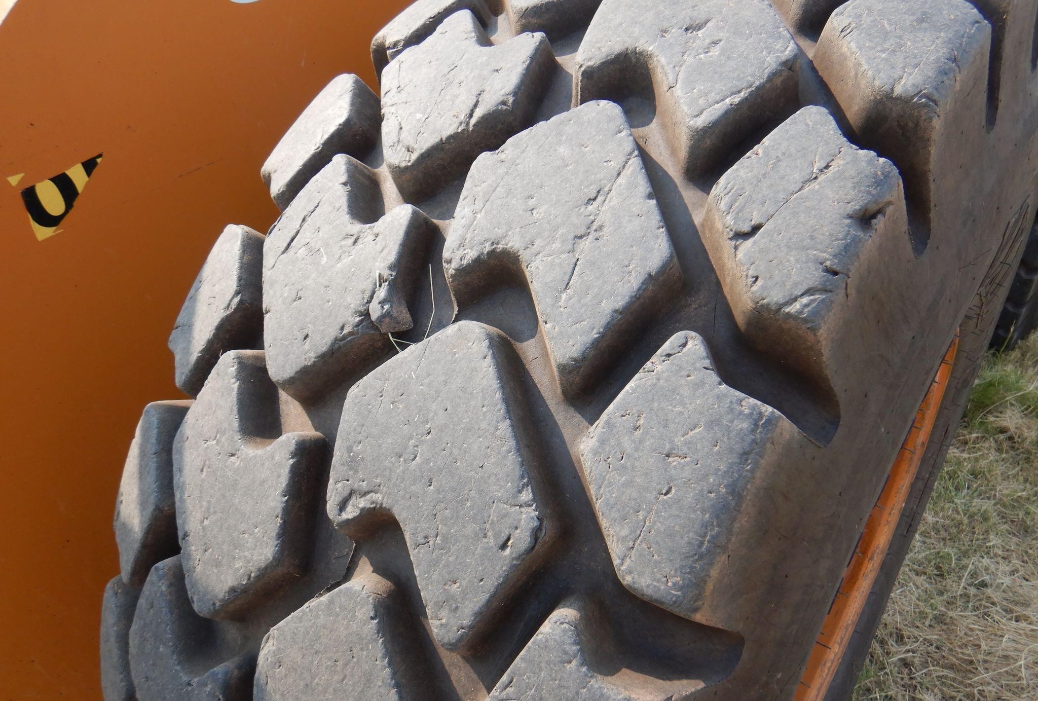 gallery 2014 Case 621F  wheel loader