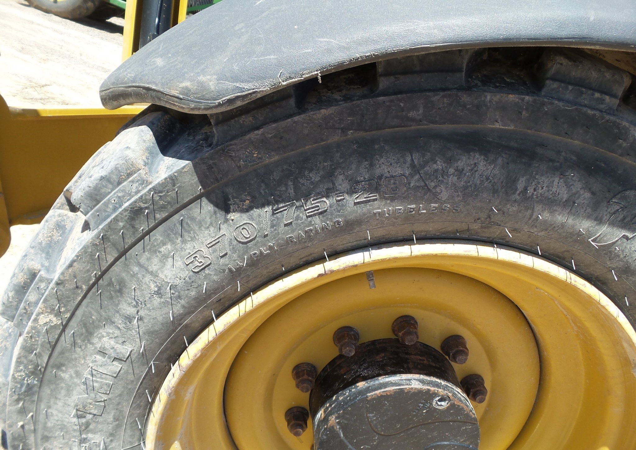 gallery 2013 Caterpillar TL943C telehandler