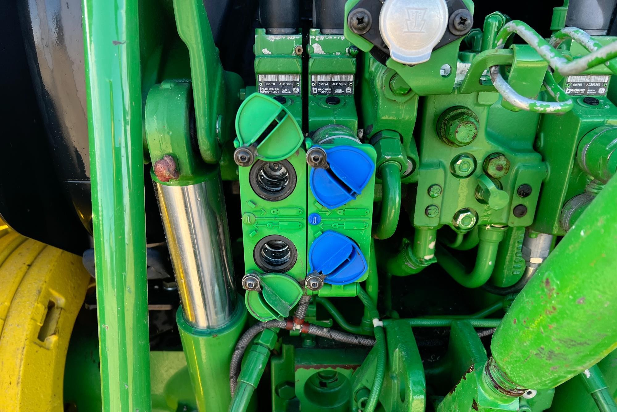 gallery 2013 John Deere 6125R MFWD Tractor Loader
