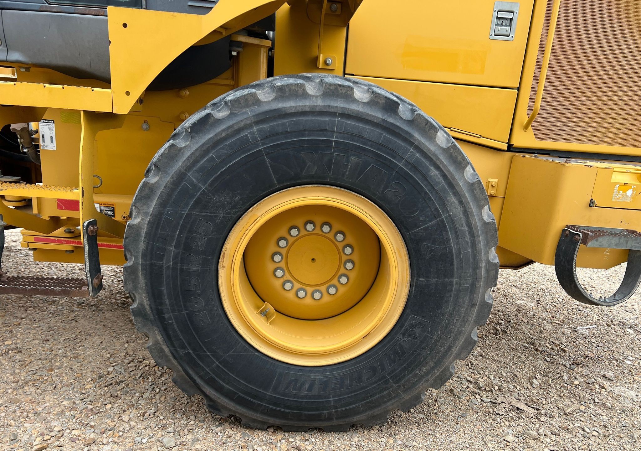 gallery 2012 John Deere 524K wheel loader