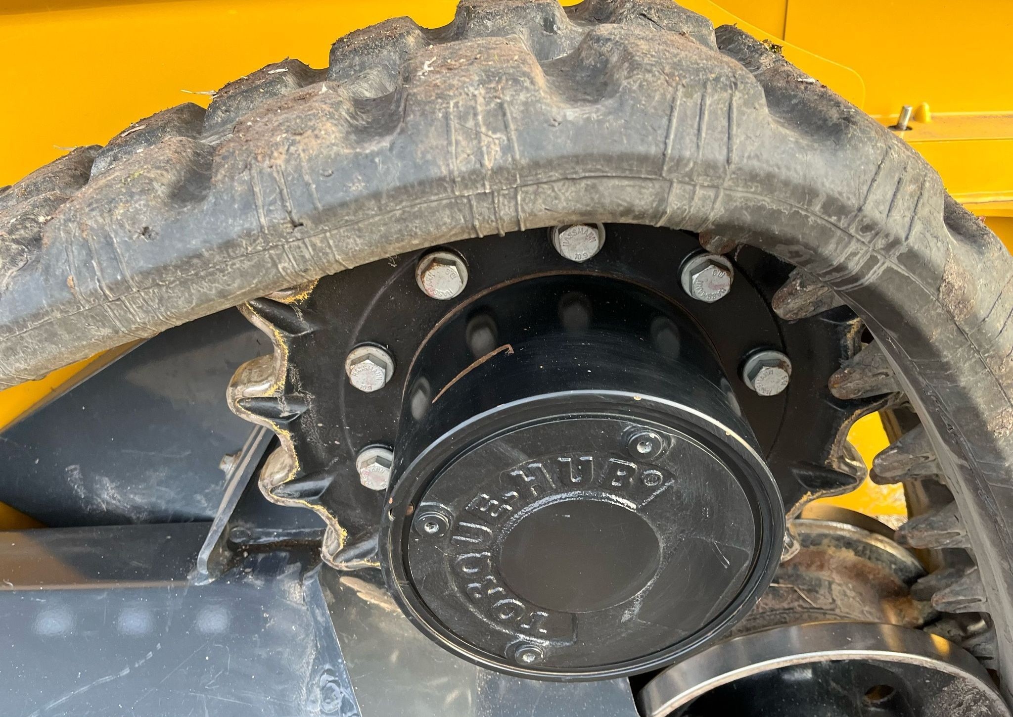 gallery 2019 John Deere 325G tracked skid steer loader