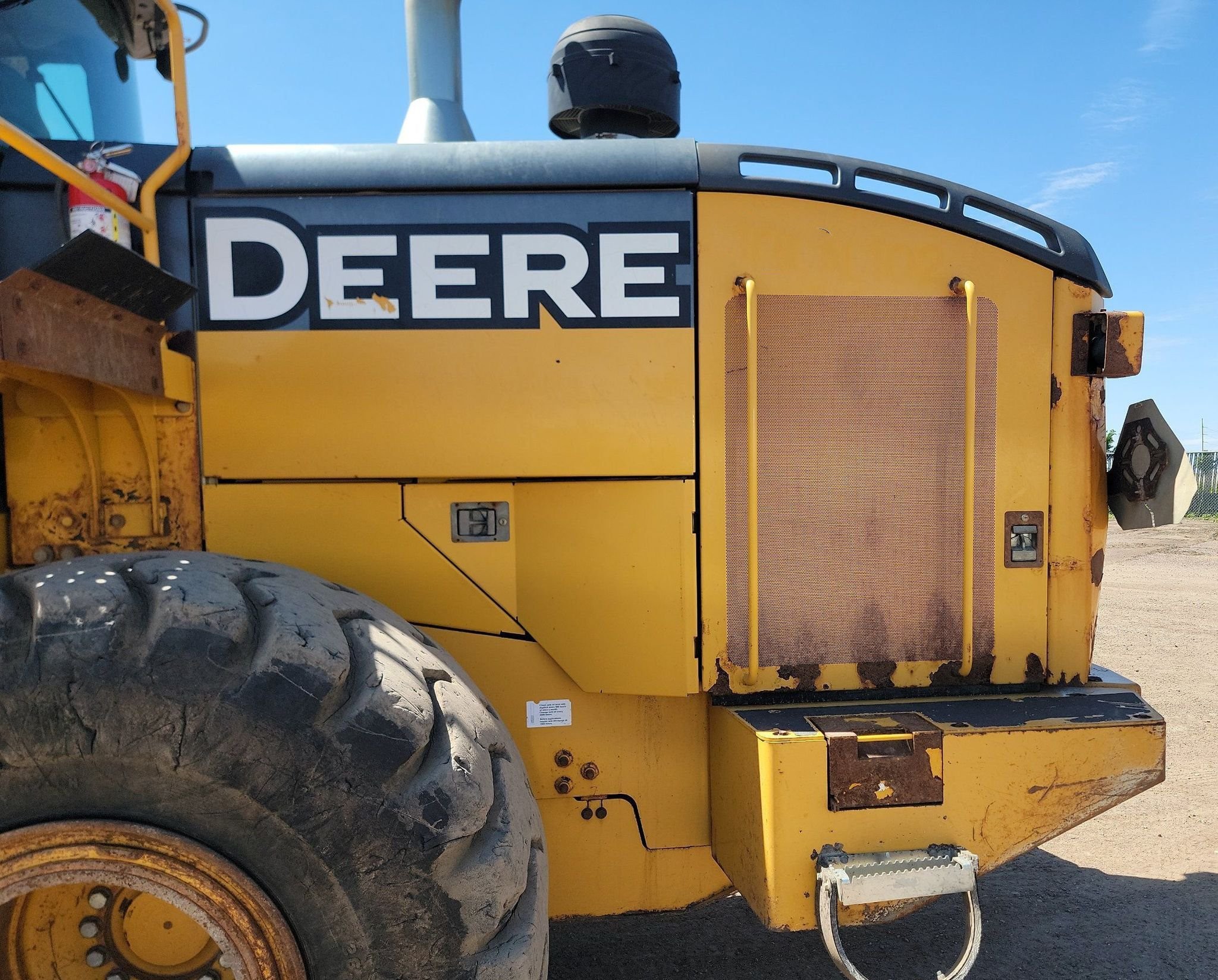 gallery 2012 John Deere 744K wheel loader