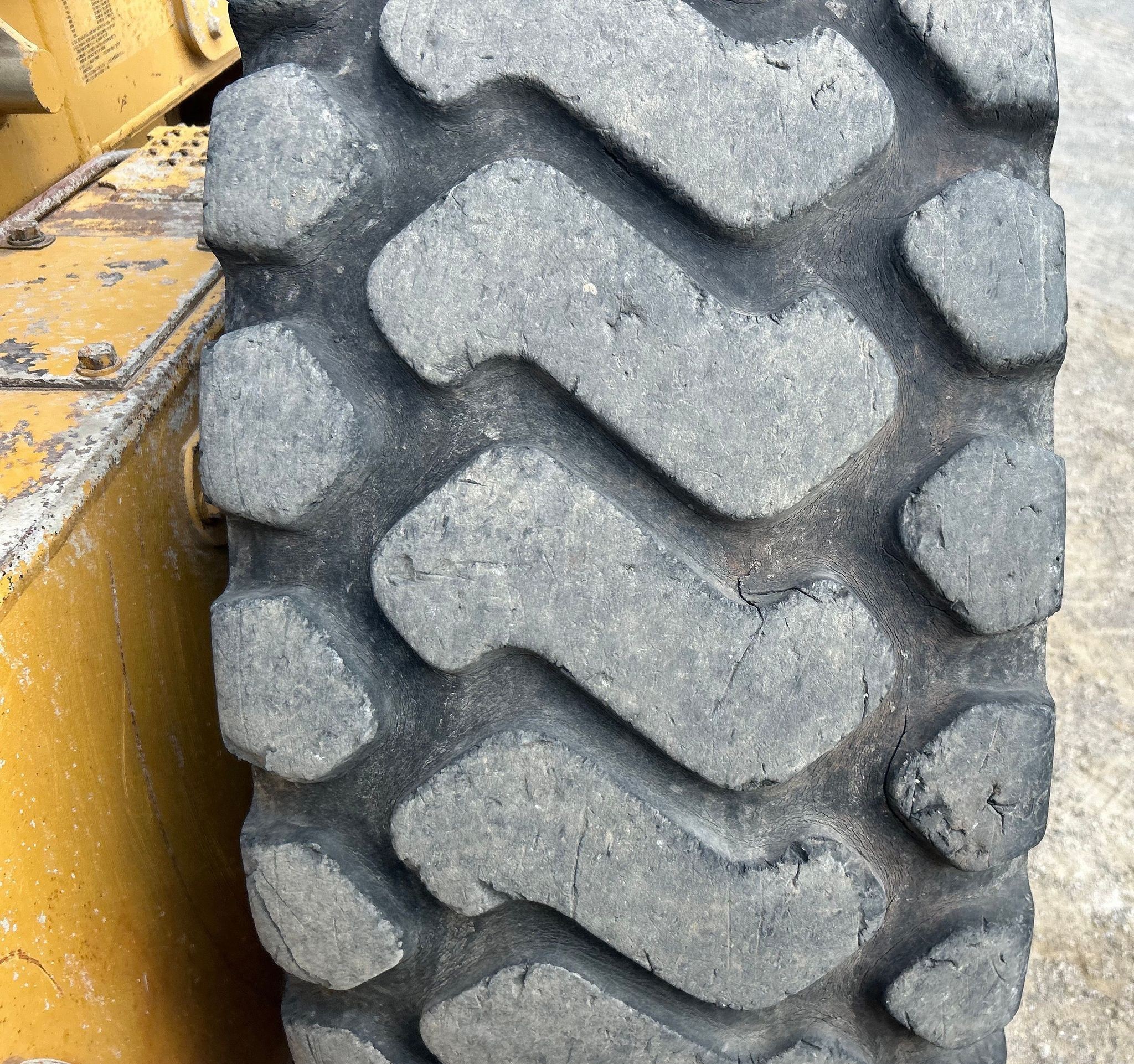 gallery 2006 Caterpillar 160H VHP Plus motor grader