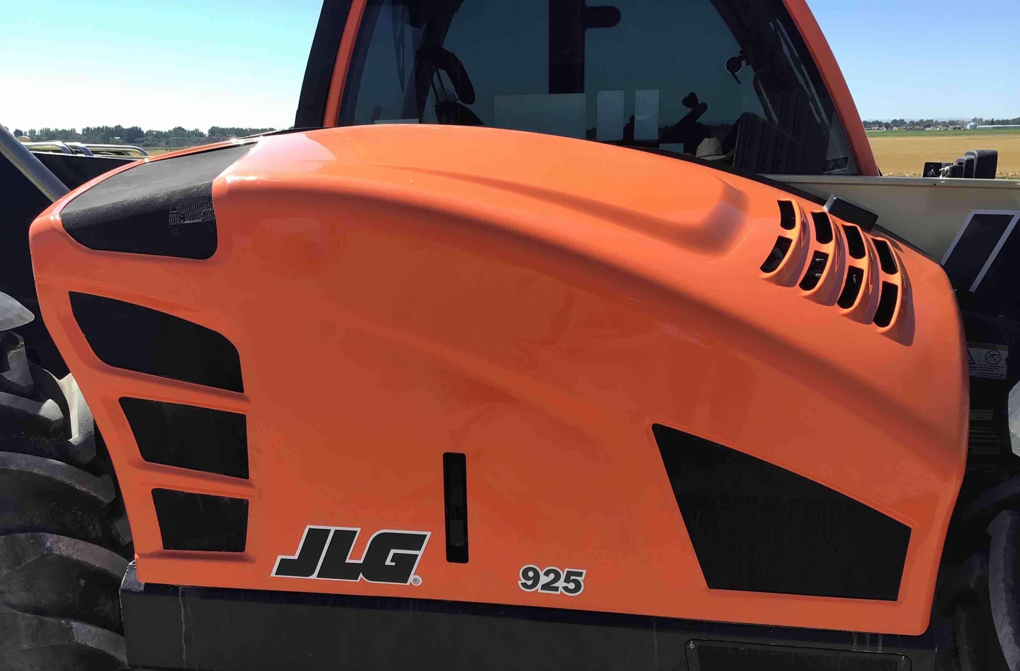 gallery 2018 JLG 925 Telehandler
