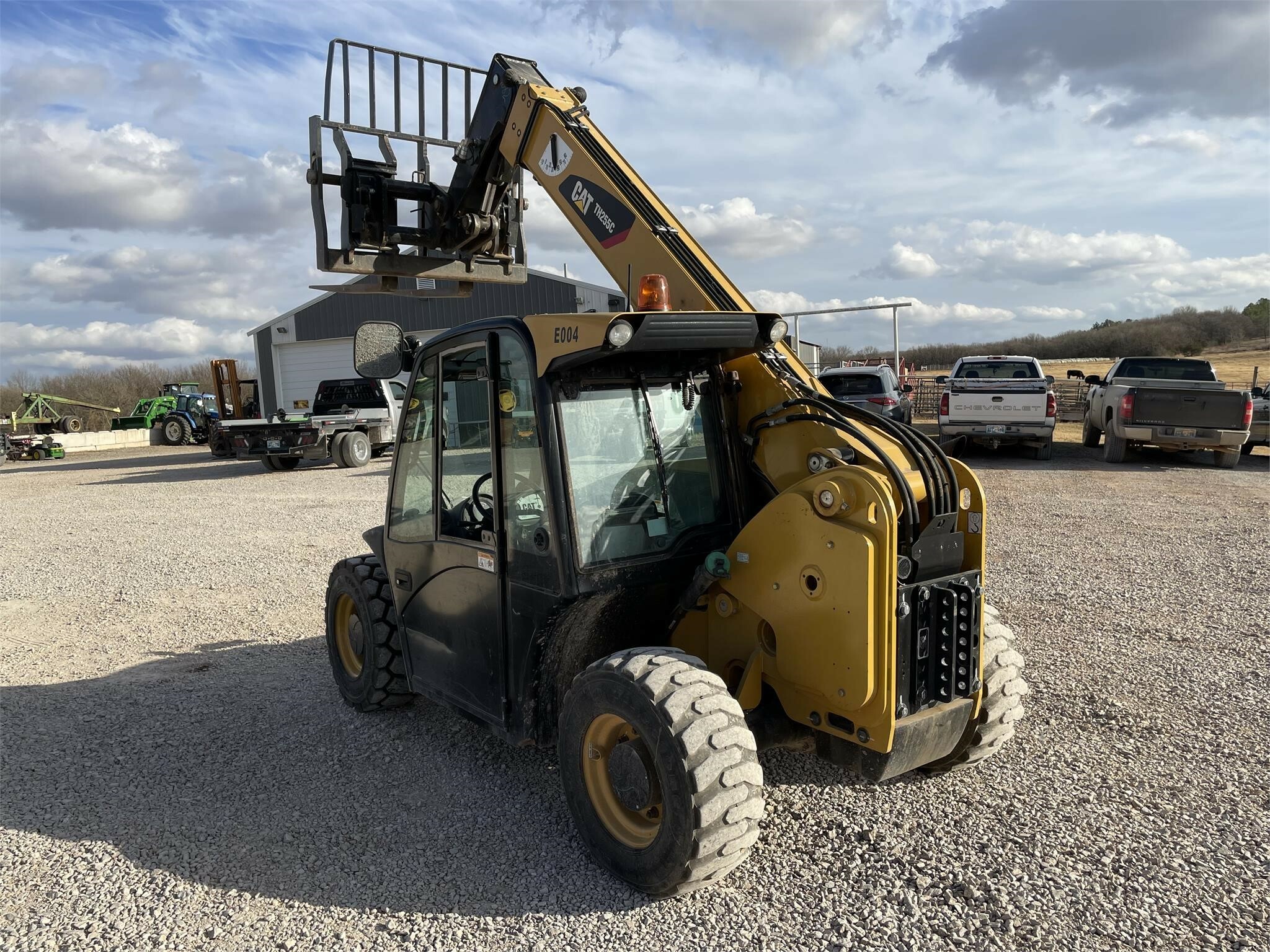 gallery 2015 Caterpillar TH255C Telehandler