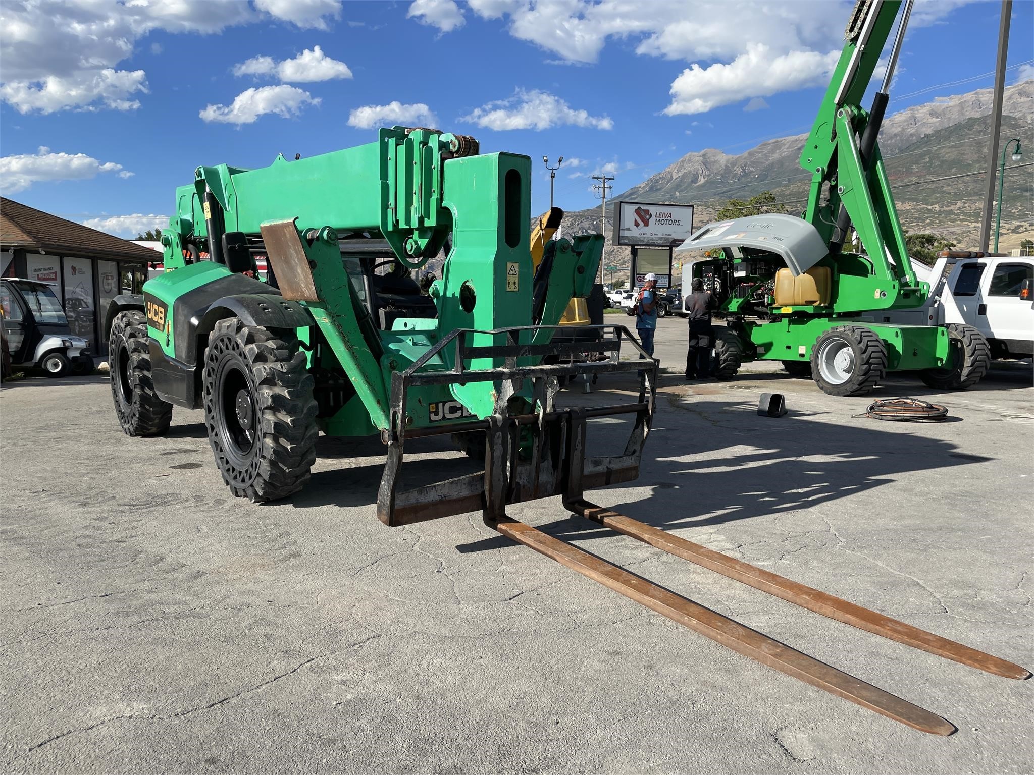 gallery 2015 JCB 510-56 Telehandler