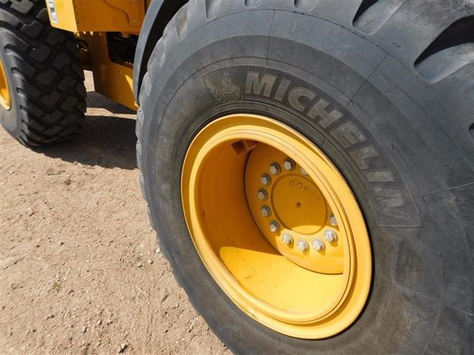 gallery 2014 John Deere 524K High Lift Wheel Loader