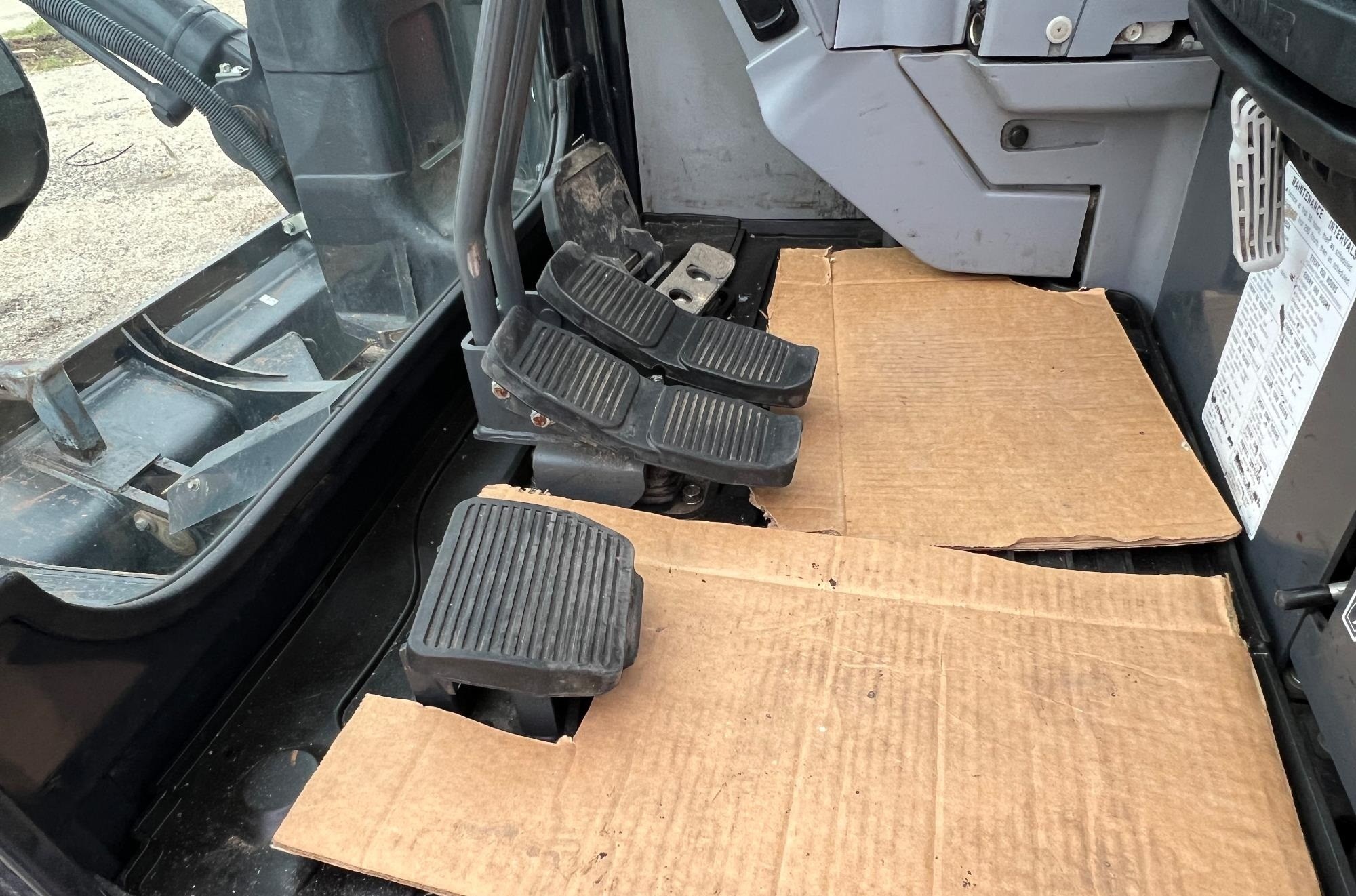gallery 2018 Kubota KX080-4 Mini Excavator