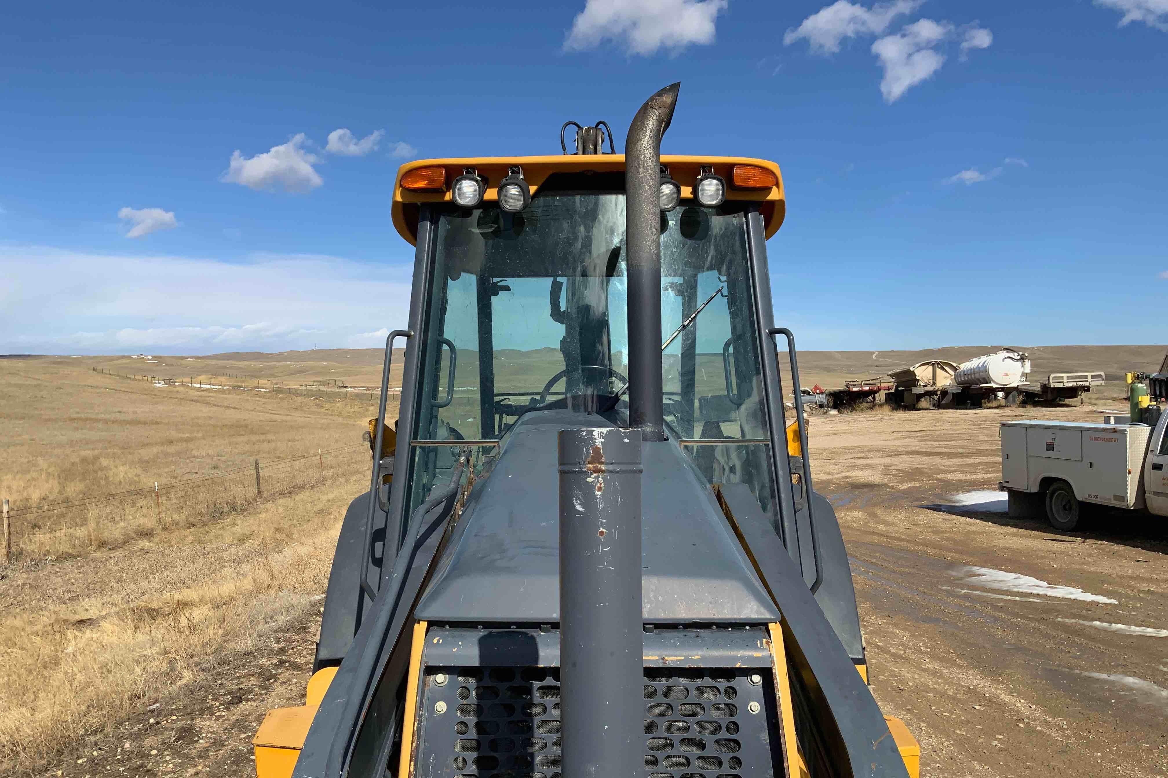 gallery 2012 John Deere 410J 4x4 Loader Backhoew Extendahoe
