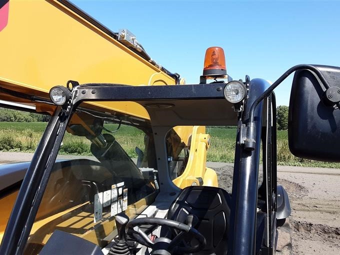 gallery 2016 Caterpillar TL943D 4x4x4 Telehandler