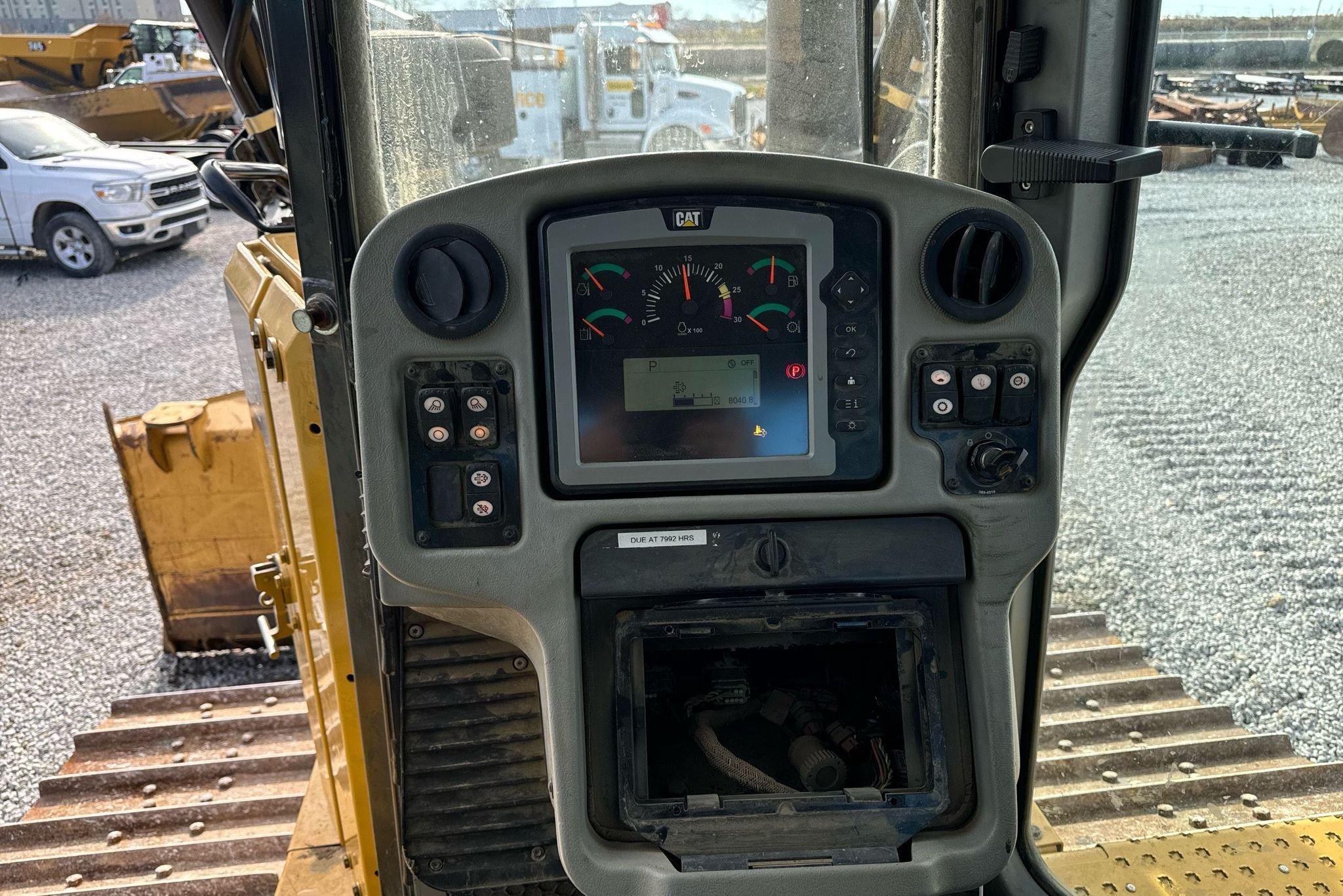 gallery 2014 Caterpillar D6T LGP dozer