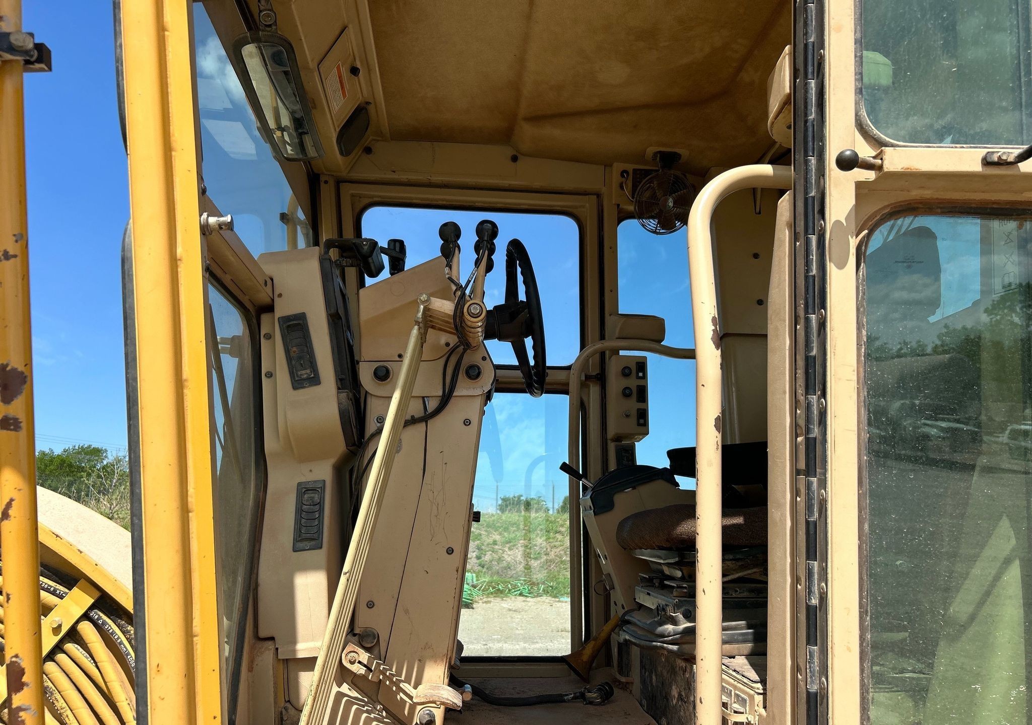 gallery 2006 Caterpillar 160H VHP Plus motor grader