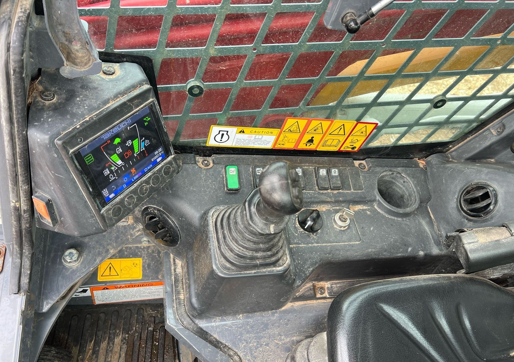 gallery 2020 Takeuchi TL12R2 tracked skid steer loader