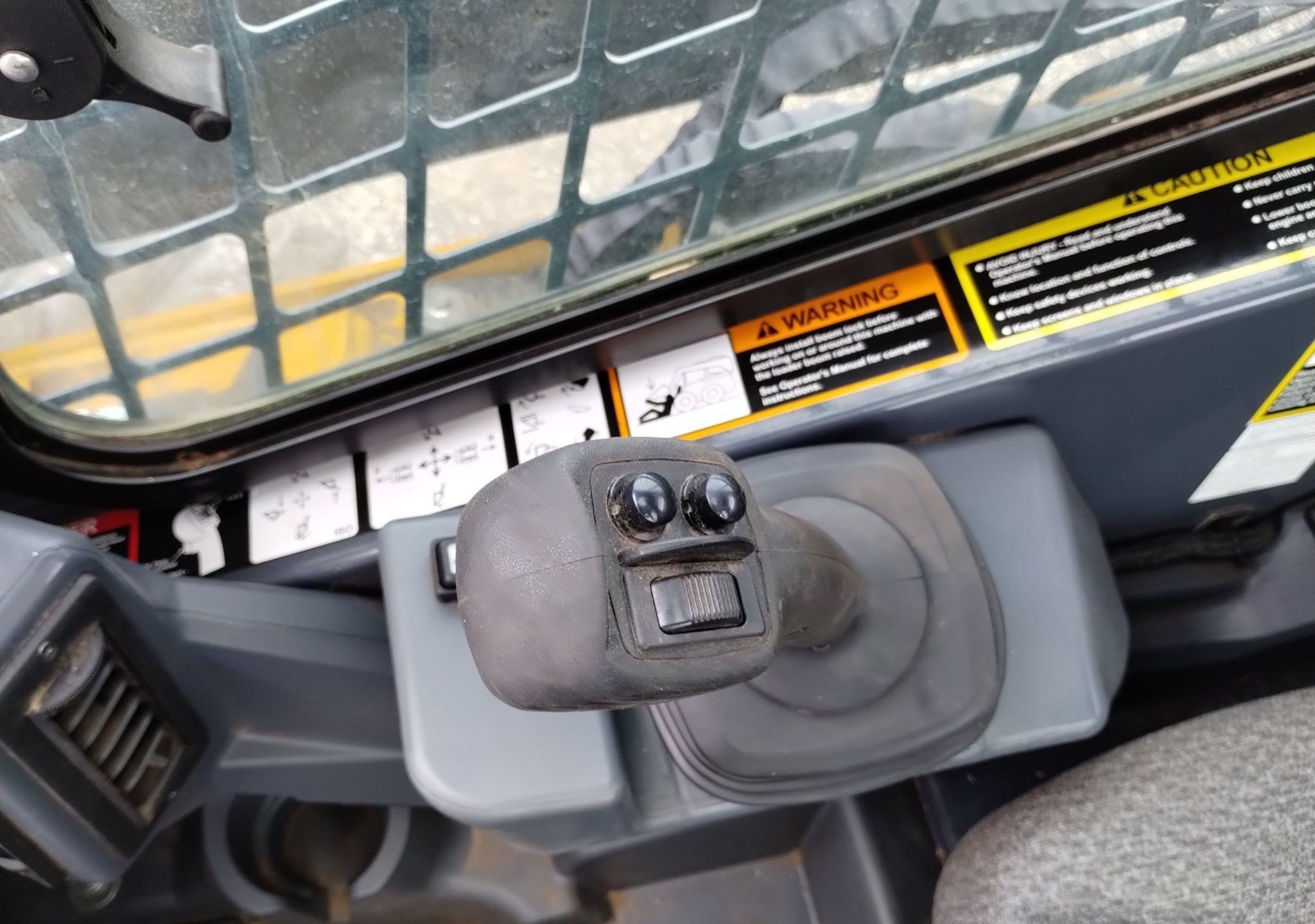 gallery 2022 John Deere 330G skid steer loader