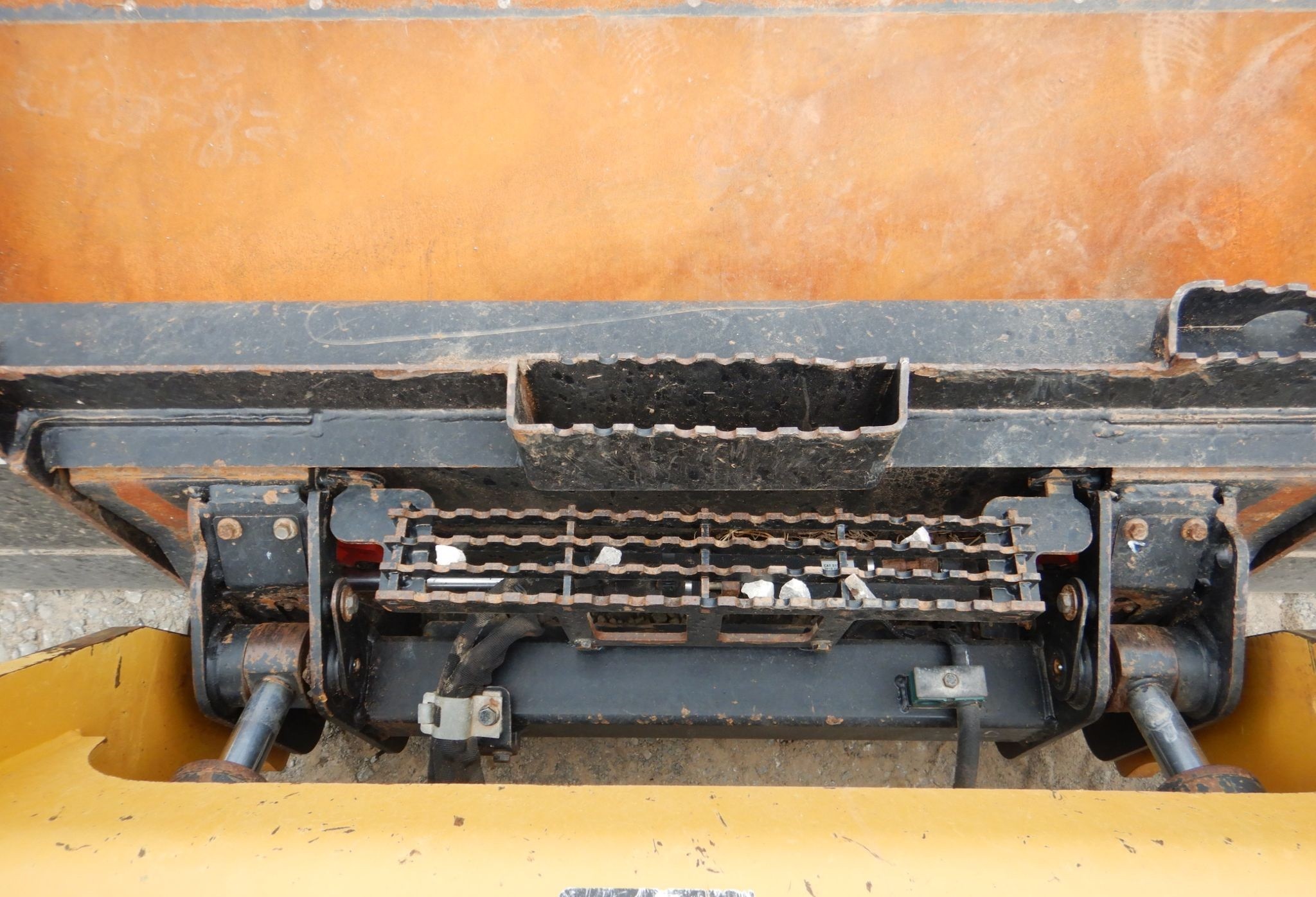 gallery 2018 Caterpillar 299D2 skid steer
