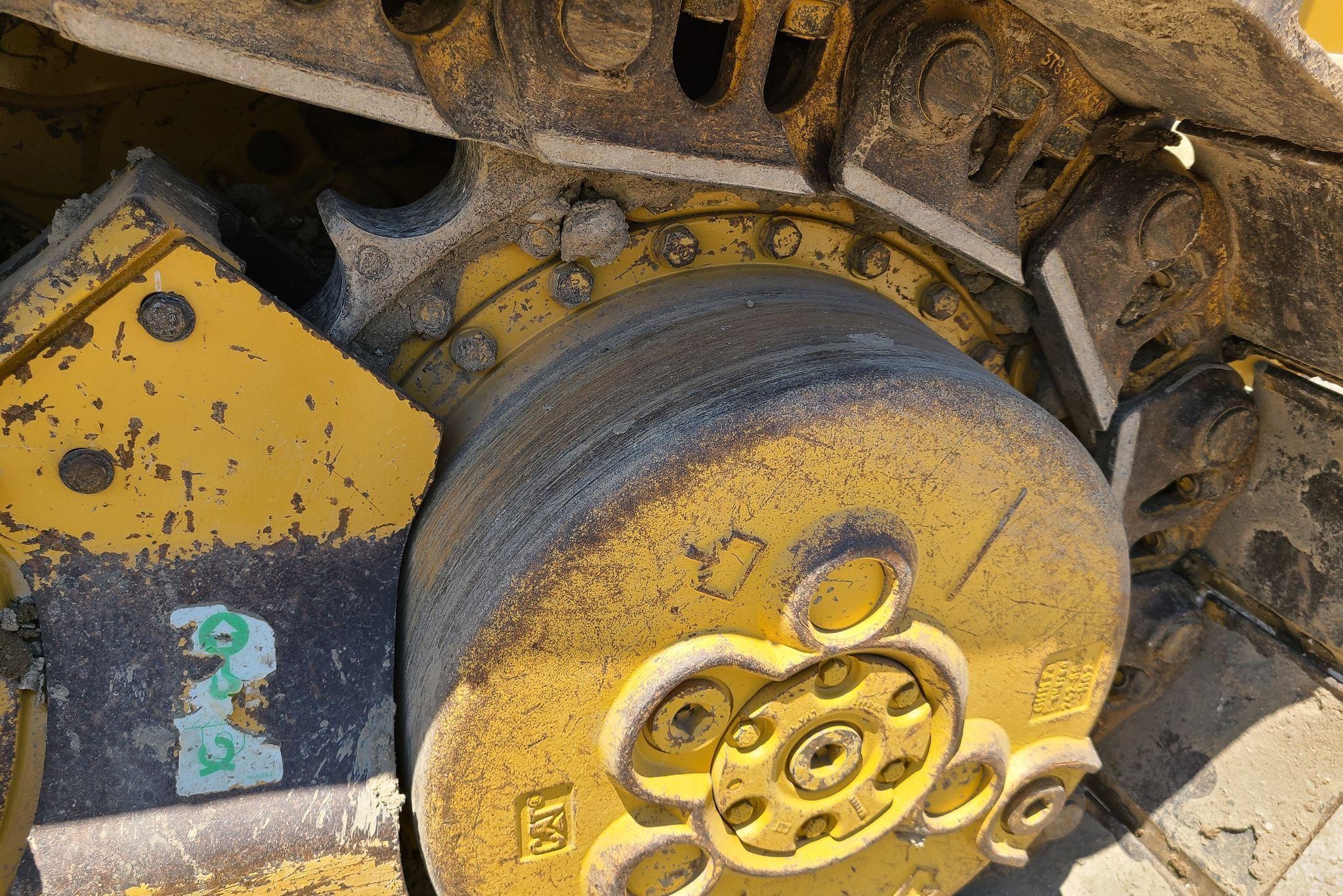 gallery 2018 Caterpillar 963K track loader