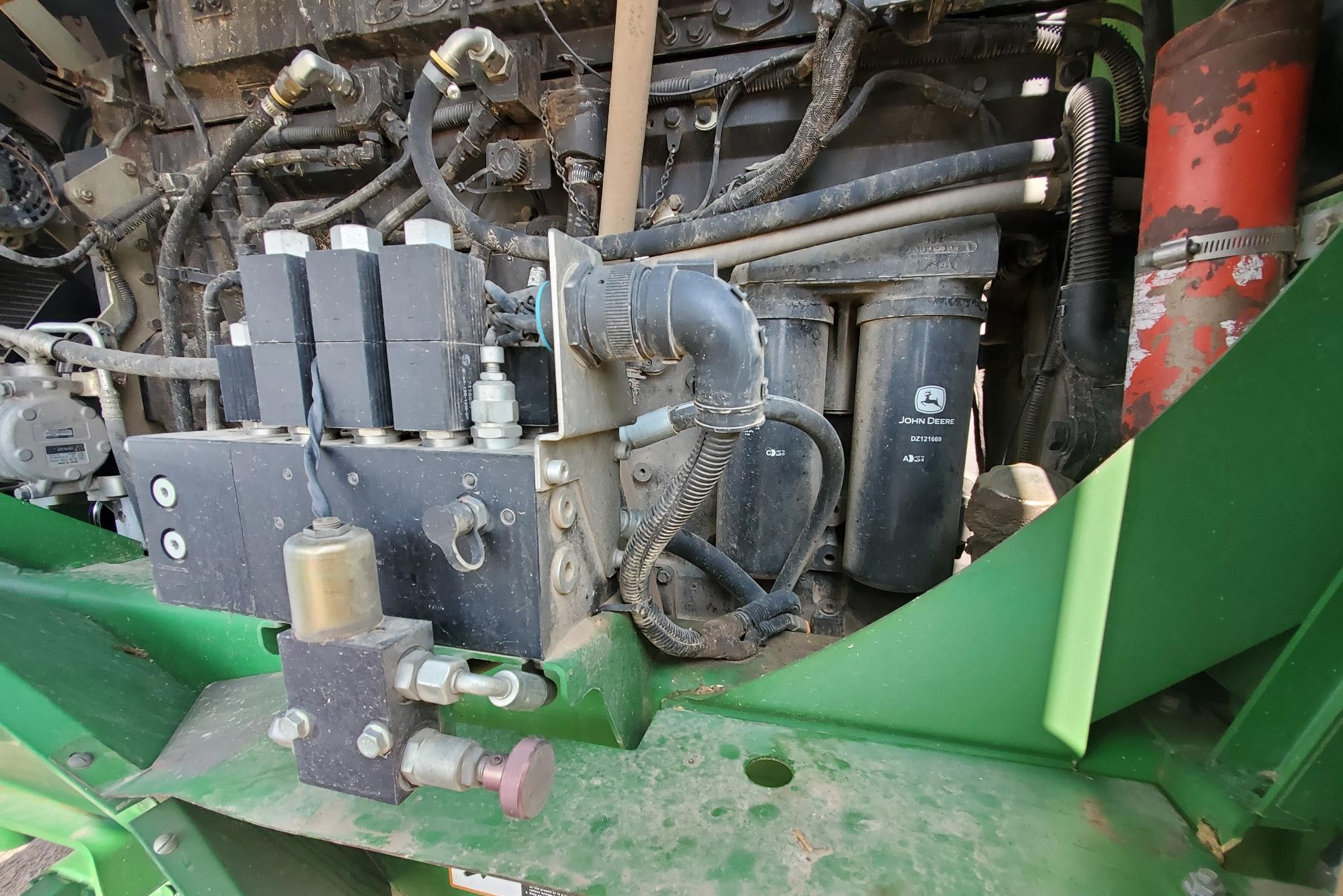 gallery 2015 John Deere 7980 Self-Propelled Forage Harvester