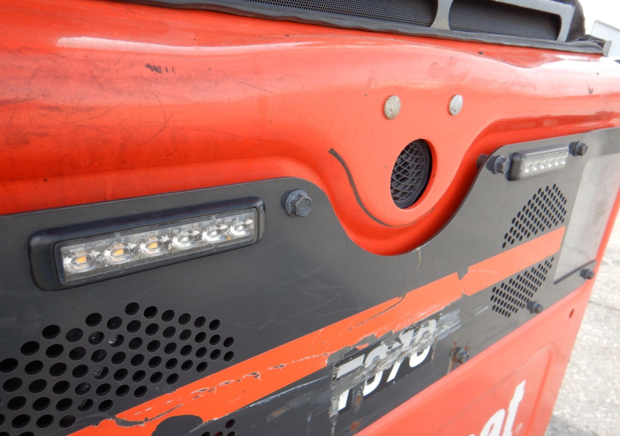 gallery 2019 Bobcat T870 tracked skid steer loader