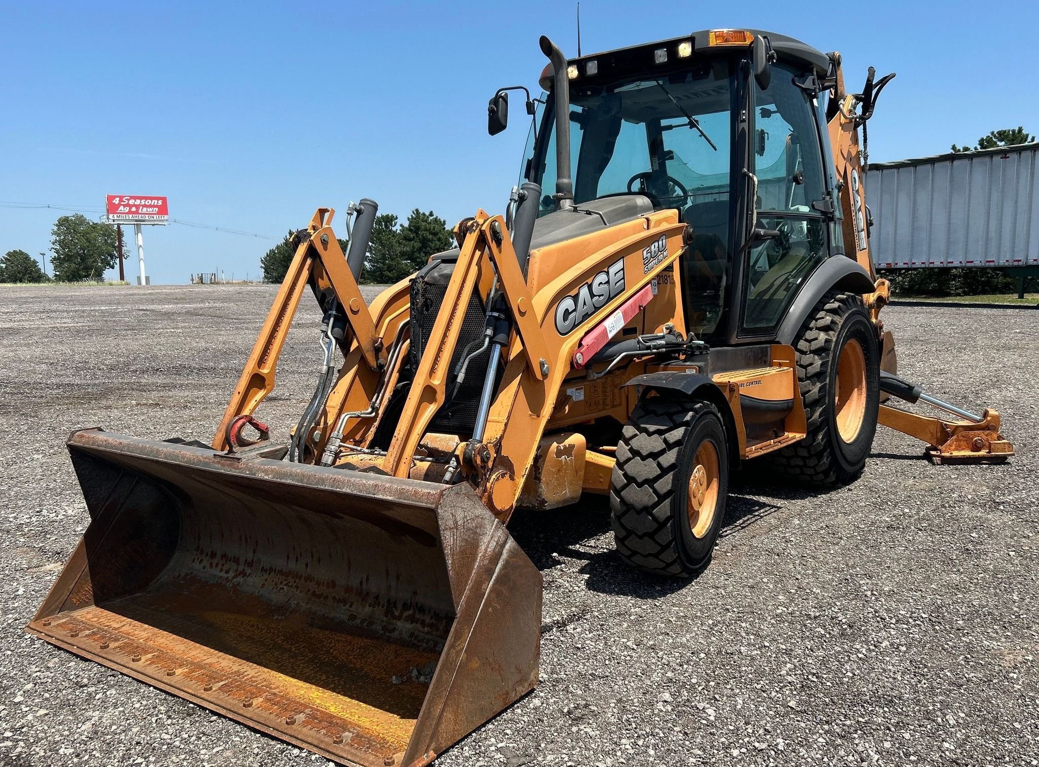 gallery 2013 Case 580 Super N backhoe