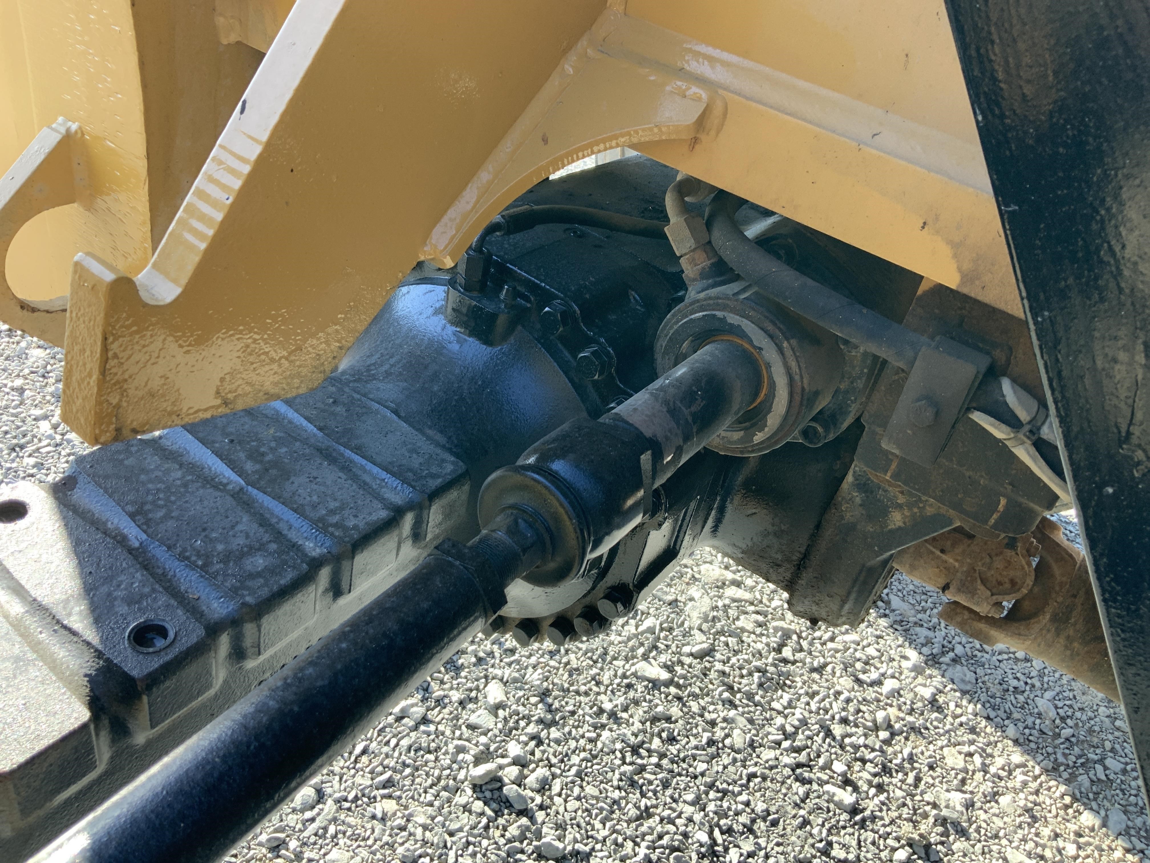 gallery 2013 Caterpillar TL1055C Telehandler