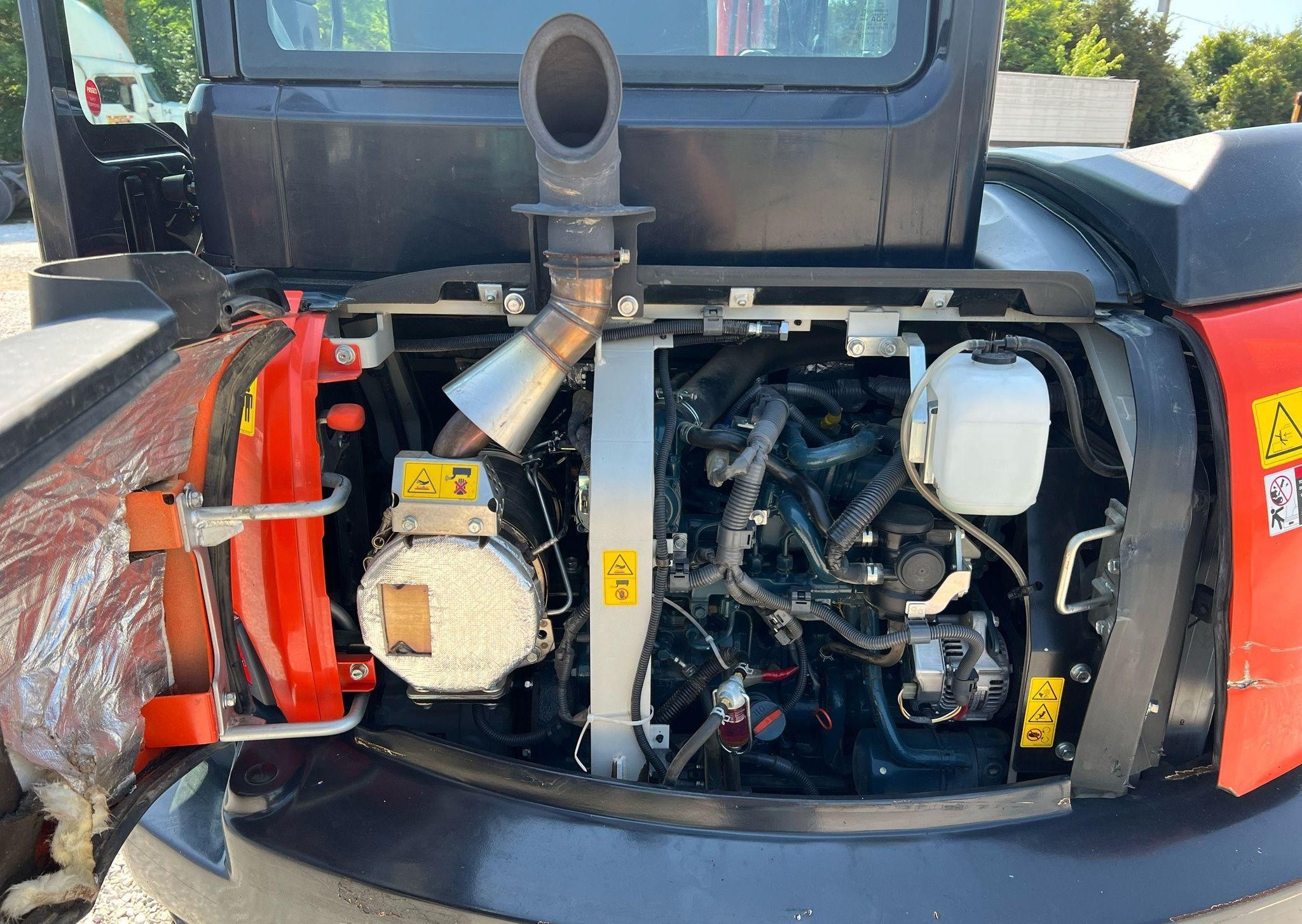 gallery 2019 Kubota KX057-4 mini excavator