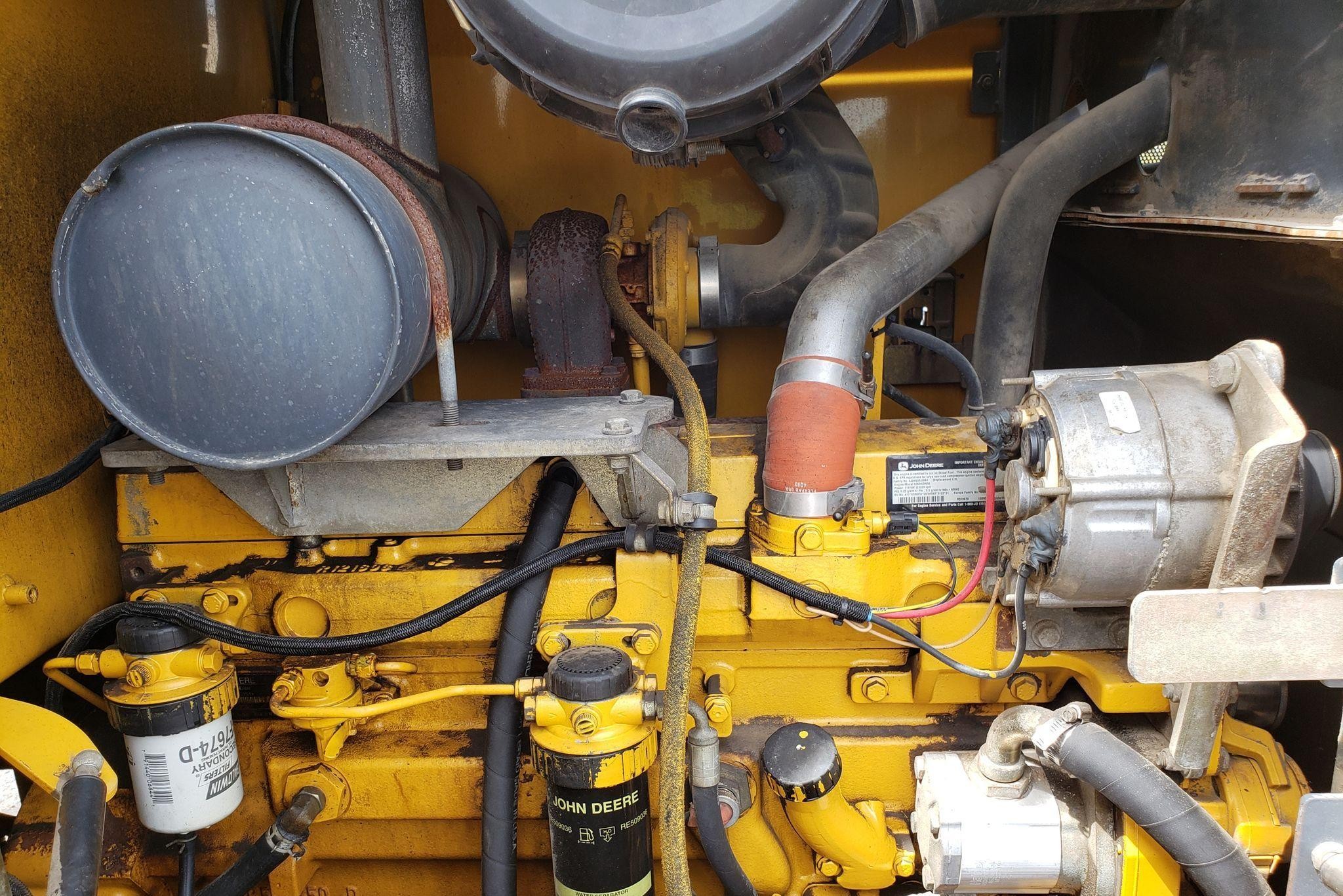 gallery 2004 John Deere 544J wheel loader